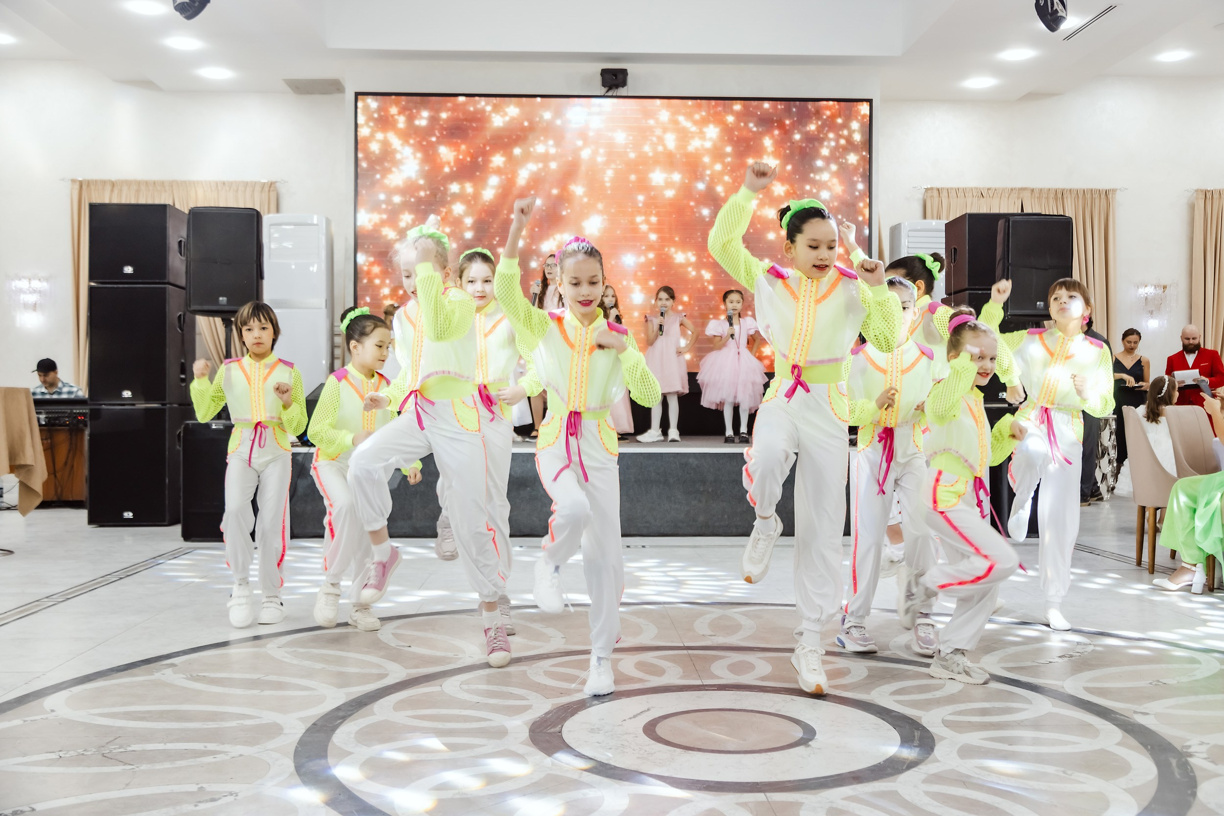 Большой Отчетный Бал Музыкального Дома Голос. Кипятком Павлодар