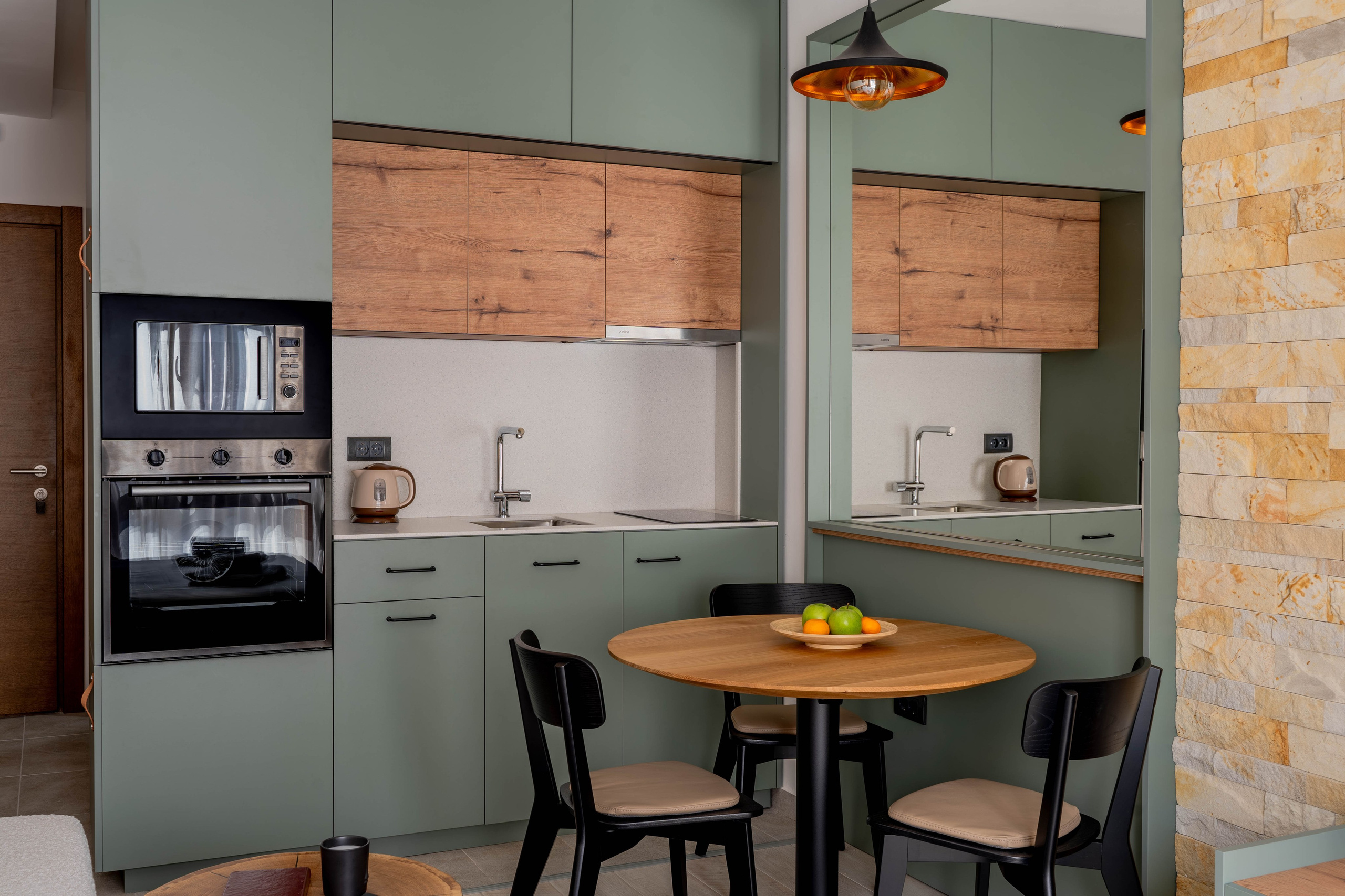 Madre interiors. Photographer Liana Sudets Serbia Kopaonik Brzece Brus