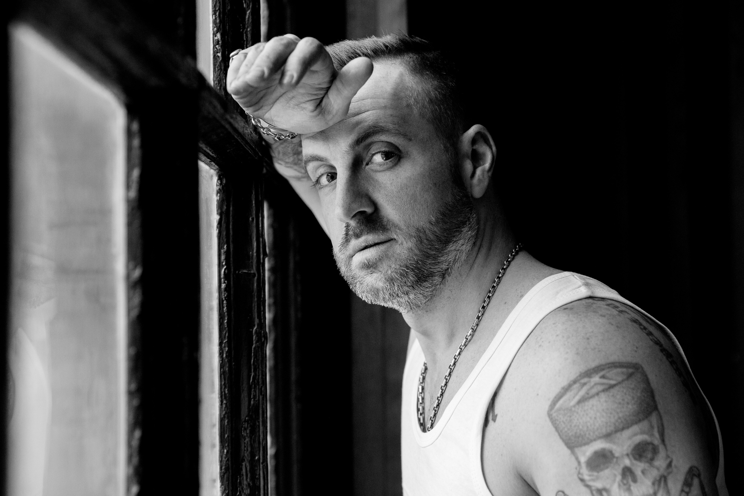 Ведущий Маэстро Менделеев. Фотограф Анна Анисимова. Свадьбы, портреты, творческий репортаж