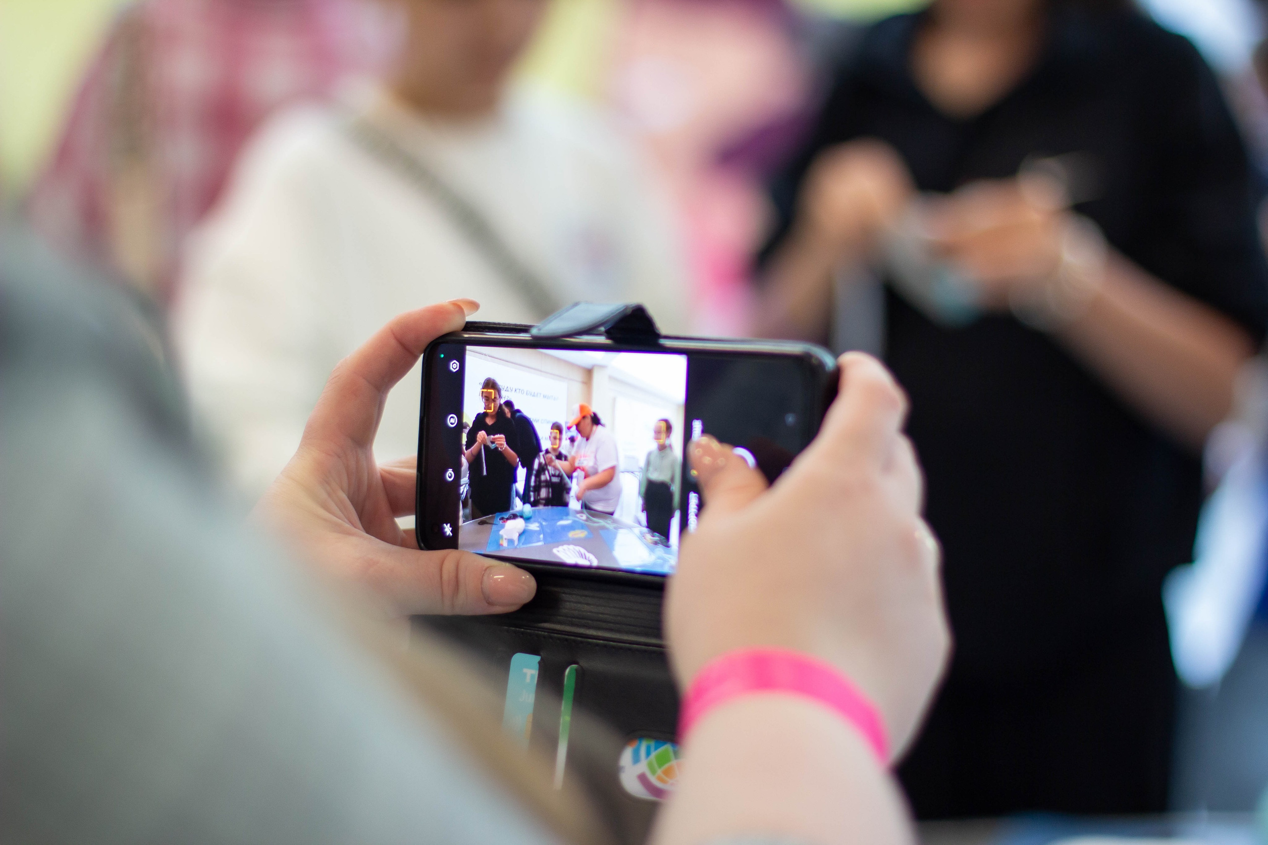 Форум родные-любимые 2024. Фотограф мероприятий и спорта: юбилеев, дней рождений и корпоративов из Москвы