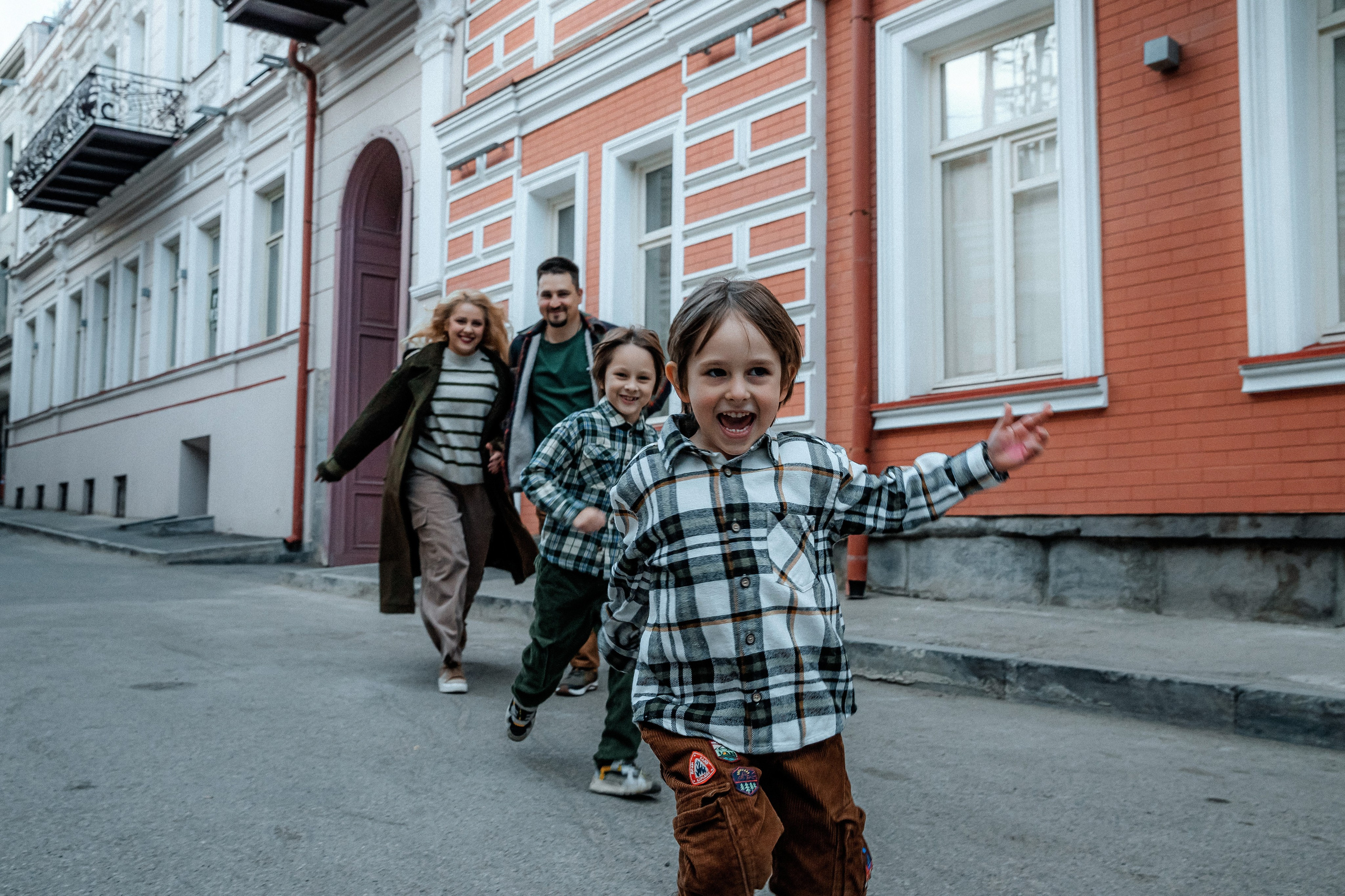 Парная семейная фотосессия в Грузии Тбилиси. Свадебный фотограф Грузия Тбилиси