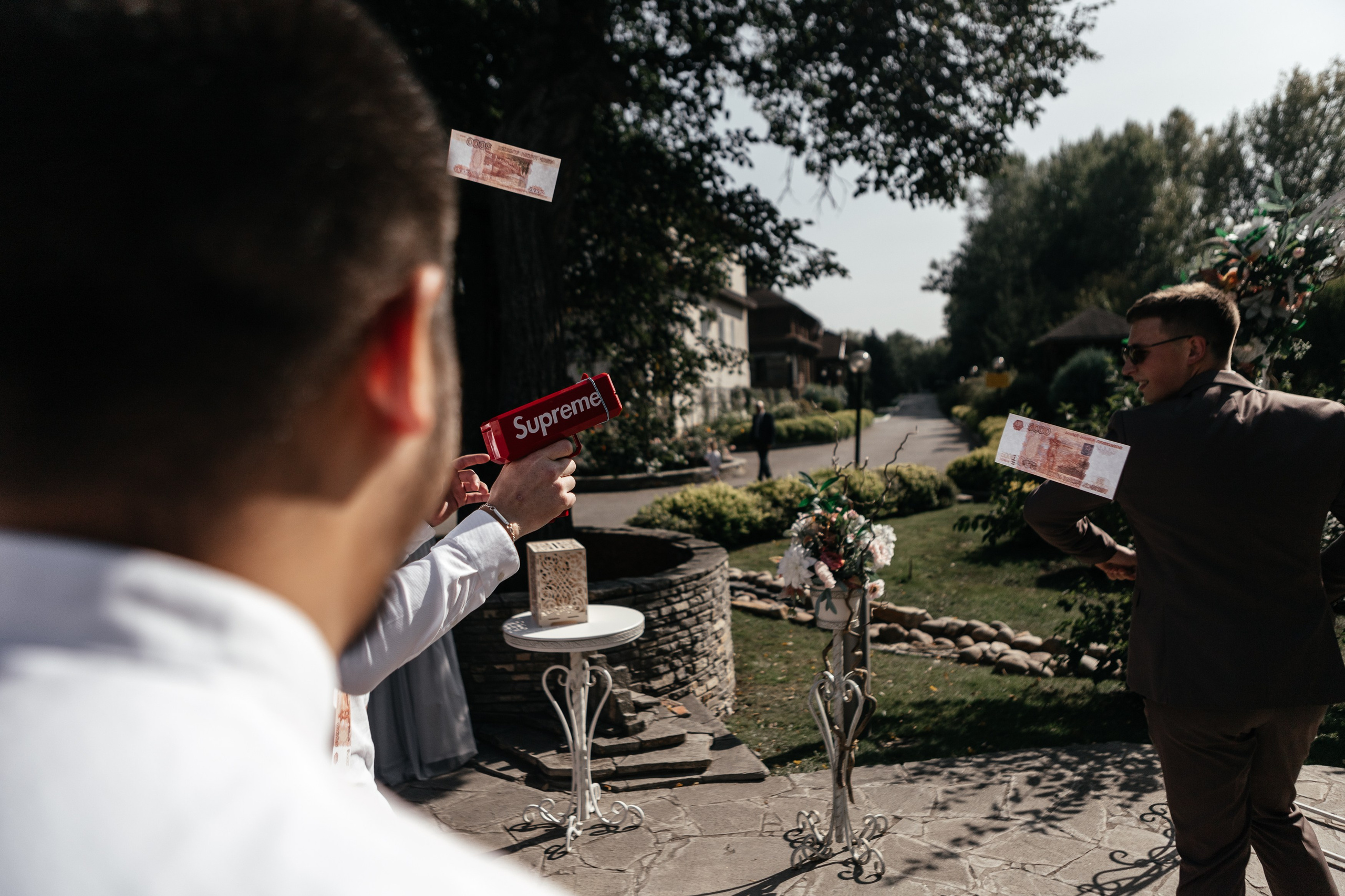 Свадебный фотограф Уфа — Руслан ГабдлисламовЖивые эмоции, красивые кадры, воспоминания на всю жизнь.Работаю по всей Республике Башкортоста. Свадебный фотограф Уфа Руслан Габдлисламов
