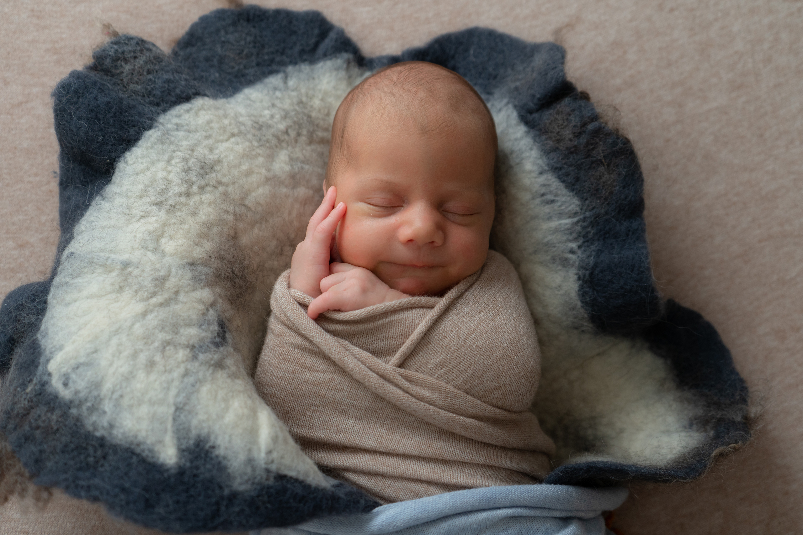 Фотосессия НОВОРОЖДЕННОСТИ. Владислав 21.04.2022. Фотограф СЕМЬИ и ДЕТСТВА в Краснодаре и Краснодарском крае Екатерина Москат