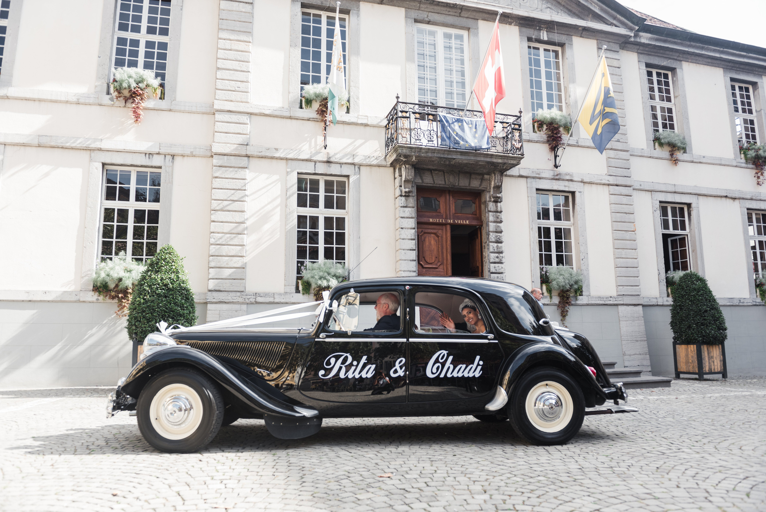 Wedding photo shoot in Switzerland. Photographer in Switzerland and Europe Anna Alekseenko