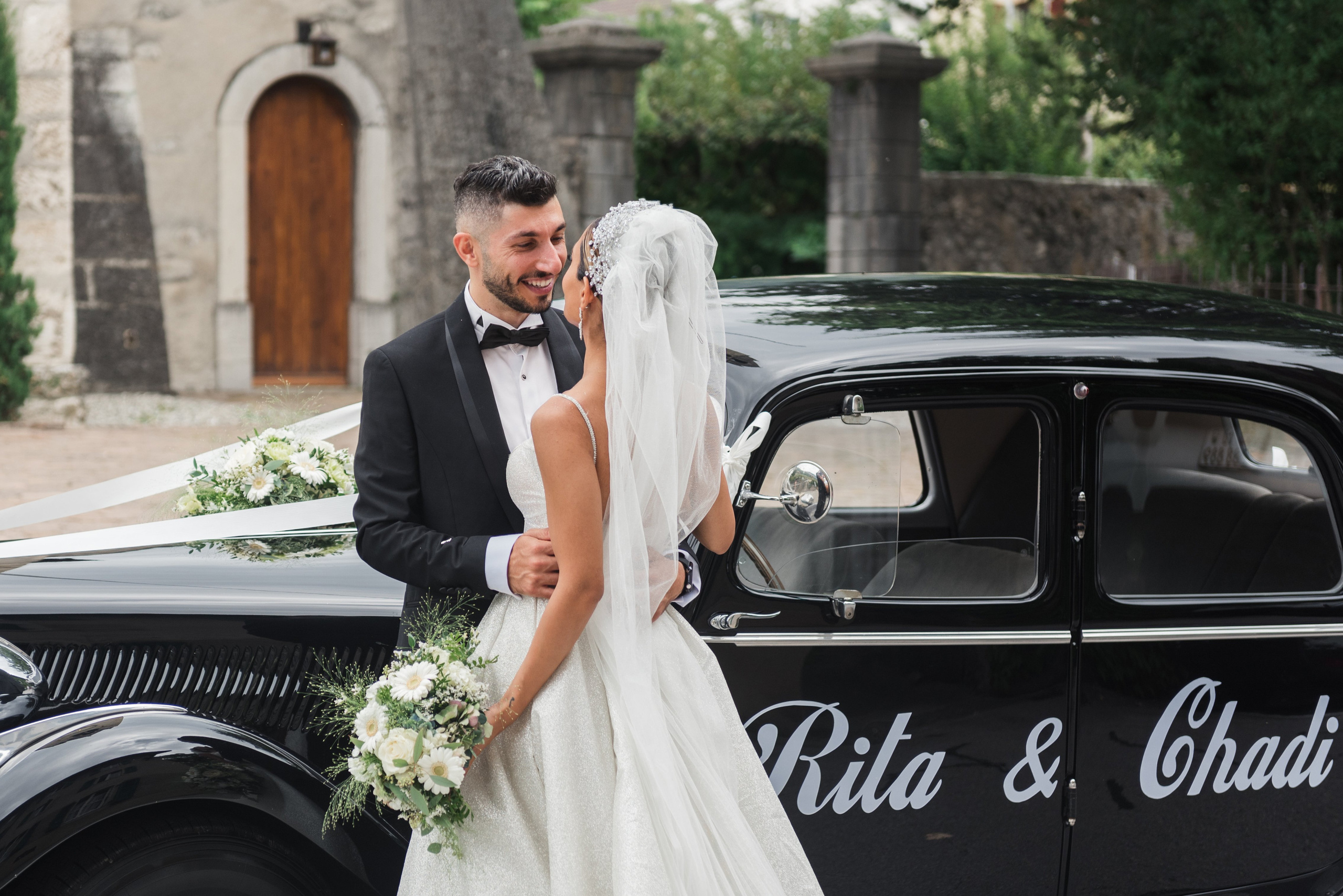 Wedding photo shoot in Switzerland. Photographer in Switzerland and Europe Anna Alekseenko