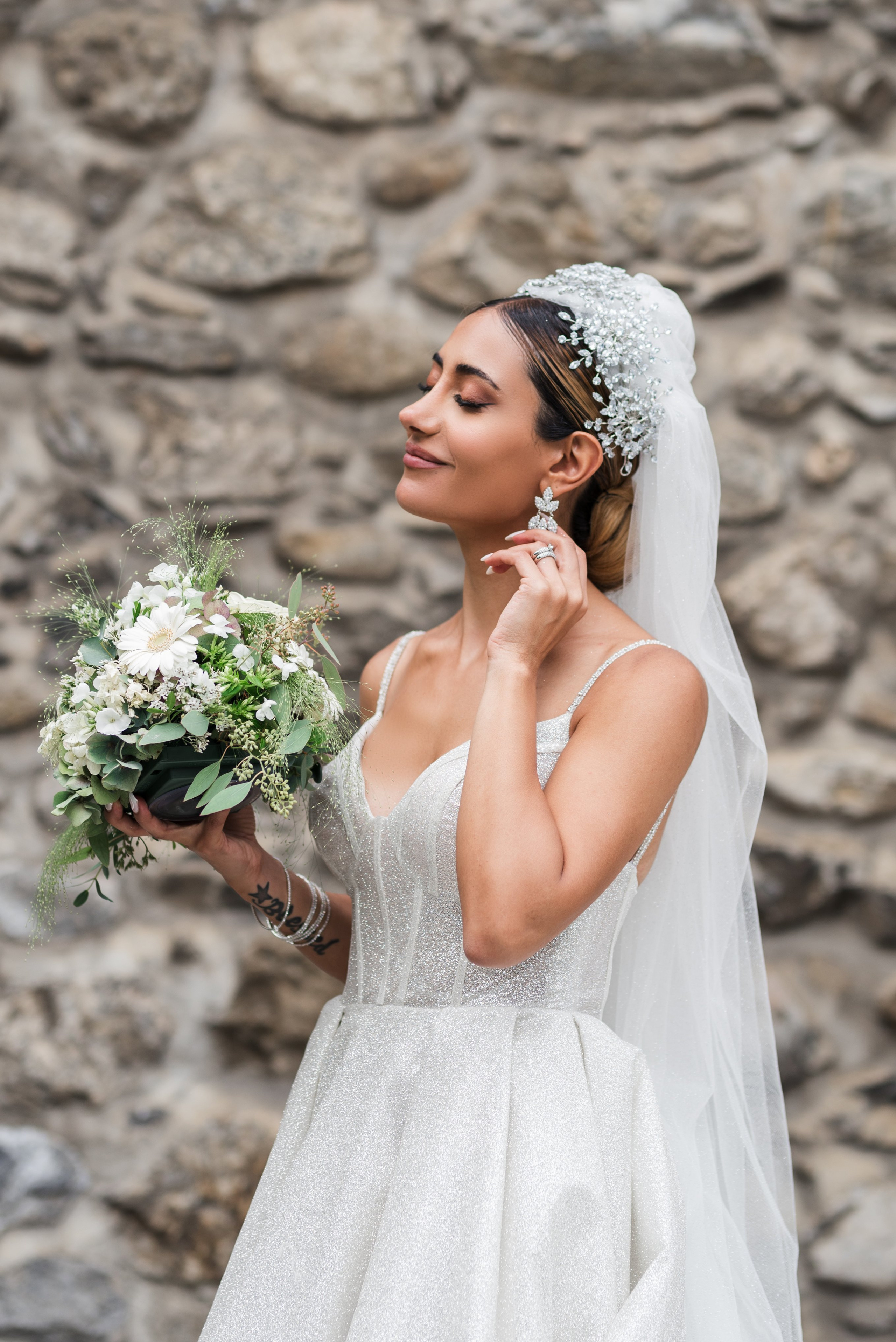 Wedding photo shoot in Switzerland. Photographer in Switzerland and Europe Anna Alekseenko