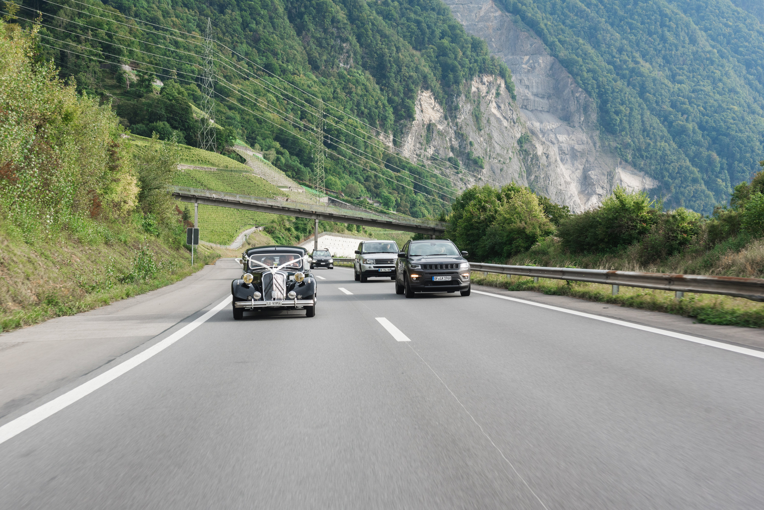 Wedding photo shoot in Switzerland. Photographer in Switzerland and Europe Anna Alekseenko