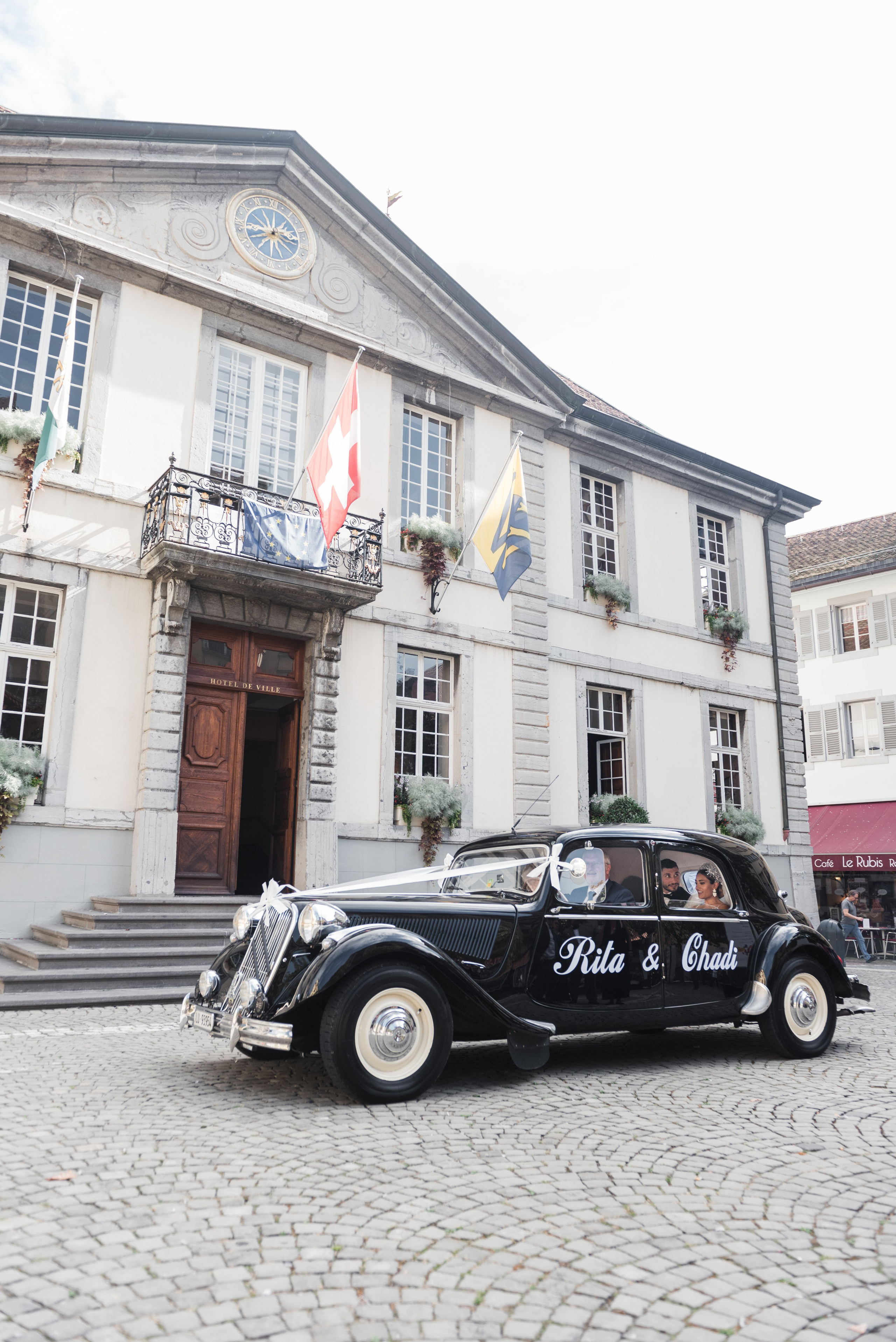 Wedding photo shoot in Switzerland. Photographer in Switzerland and Europe Anna Alekseenko