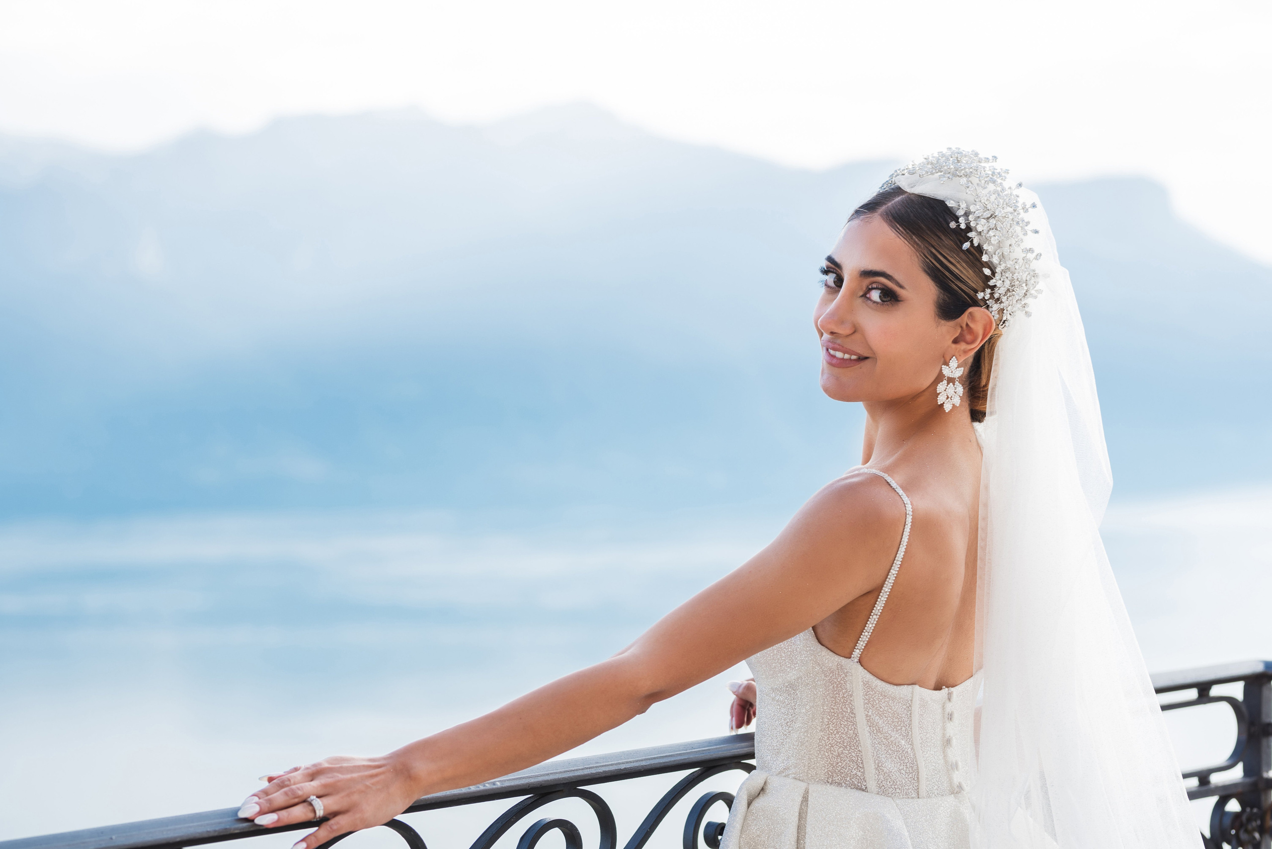 Wedding photo shoot in Switzerland. Photographer in Switzerland and Europe Anna Alekseenko