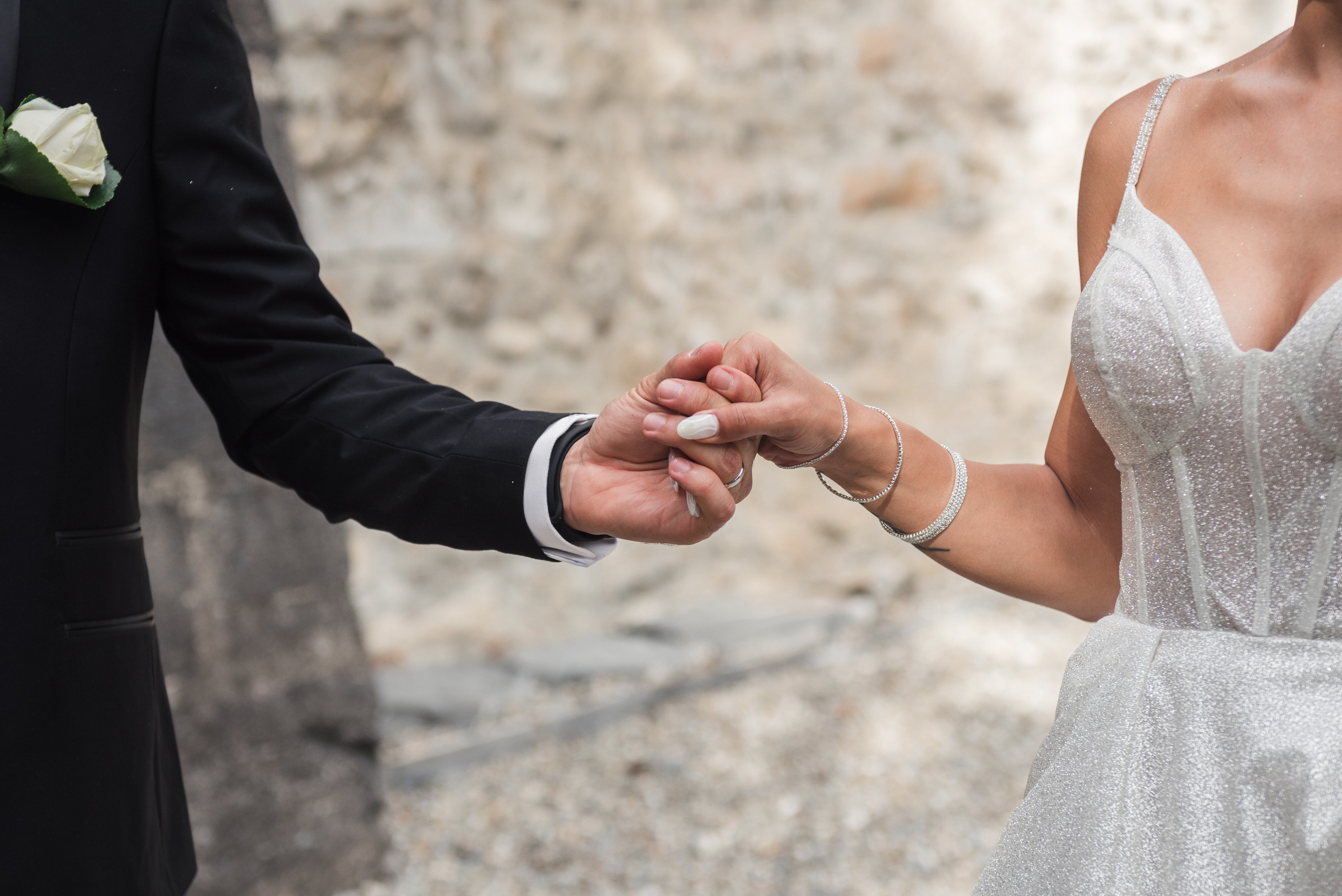 Wedding photo shoot in Switzerland. Photographer in Switzerland and Europe Anna Alekseenko