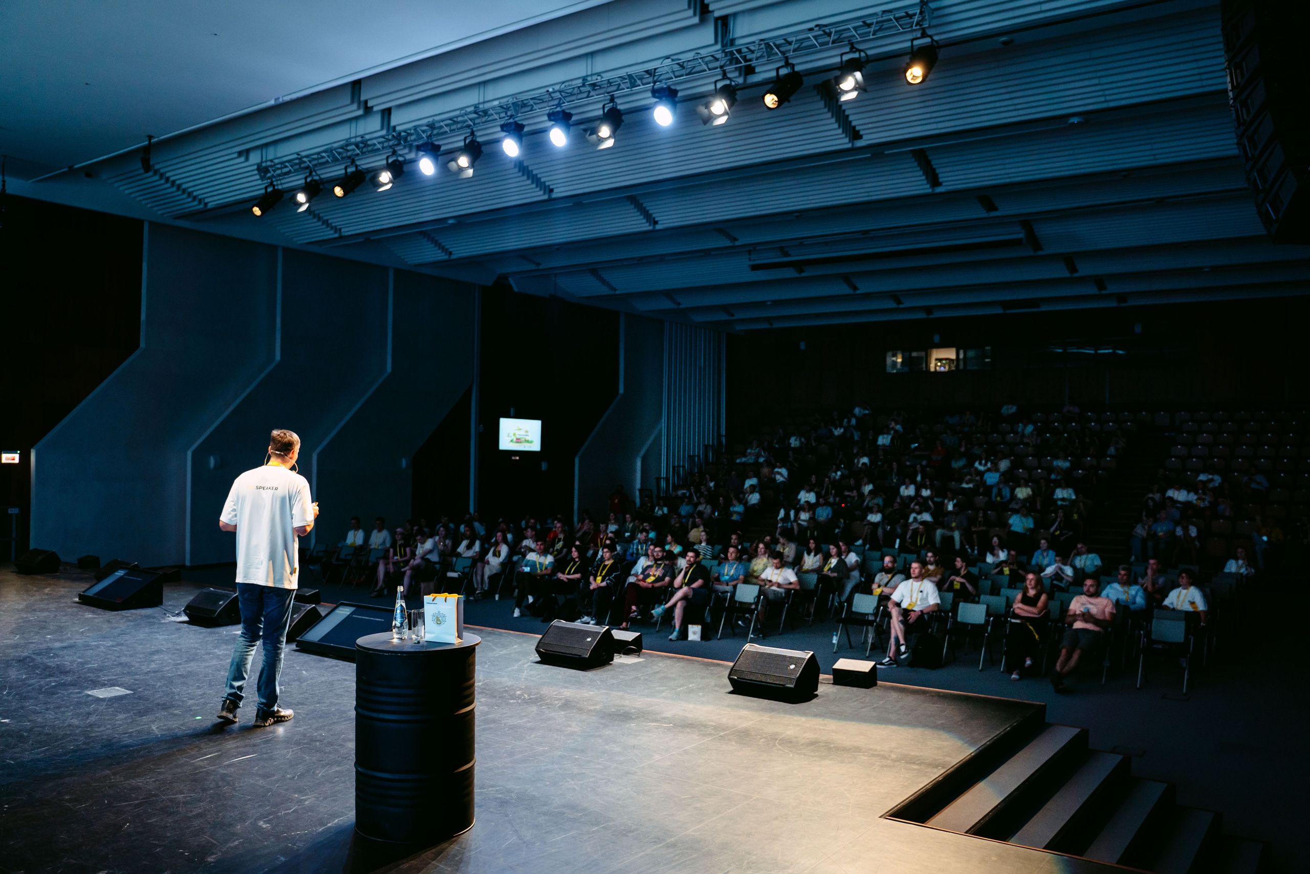 Тинькофф. ИТ-фест / 2023. Саша Копылов, фотограф в Казани