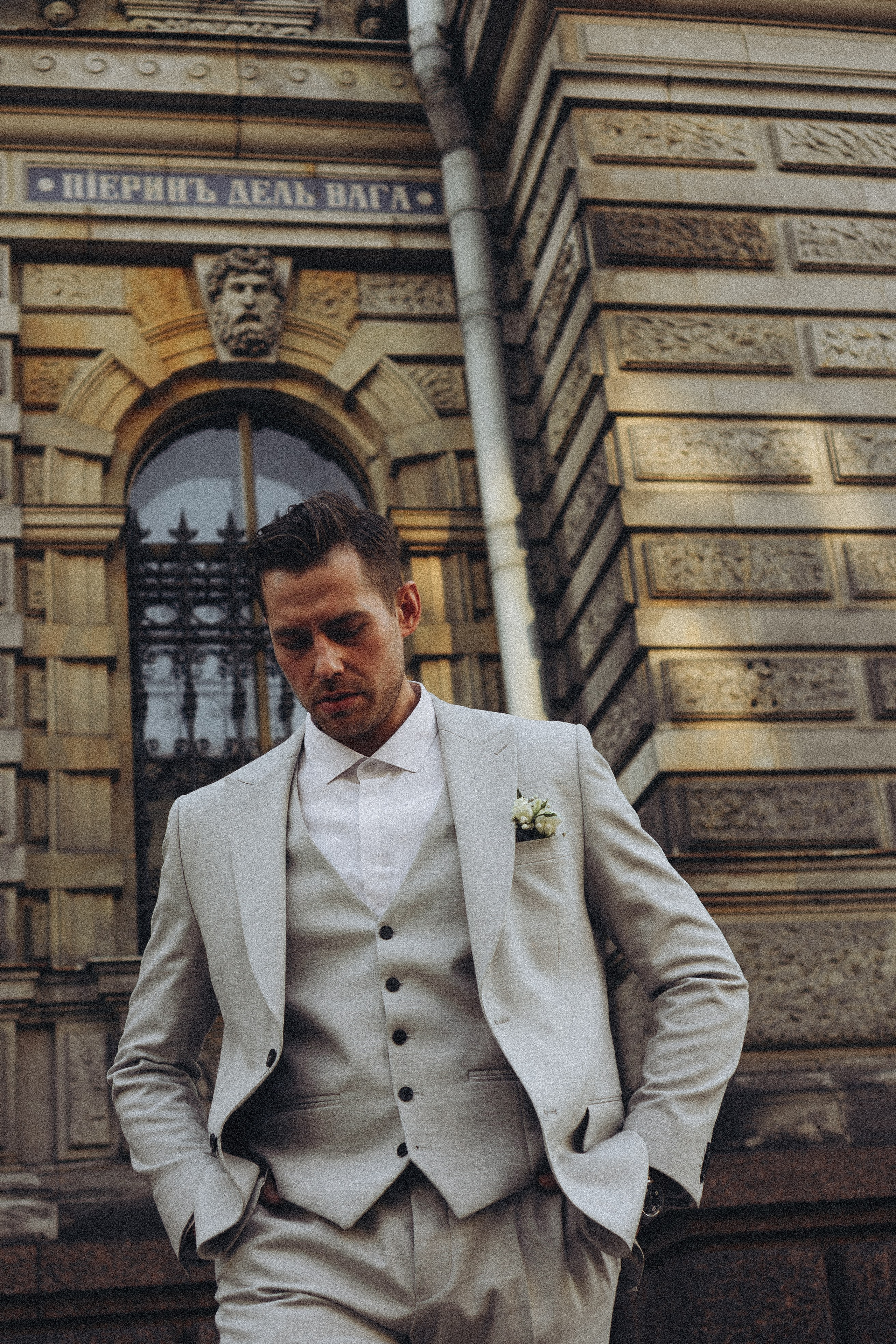 Свадебная сьемка у академии Штиглица. Профессиональный фотограф, Санкт-Петербург — Виктория Богомолова