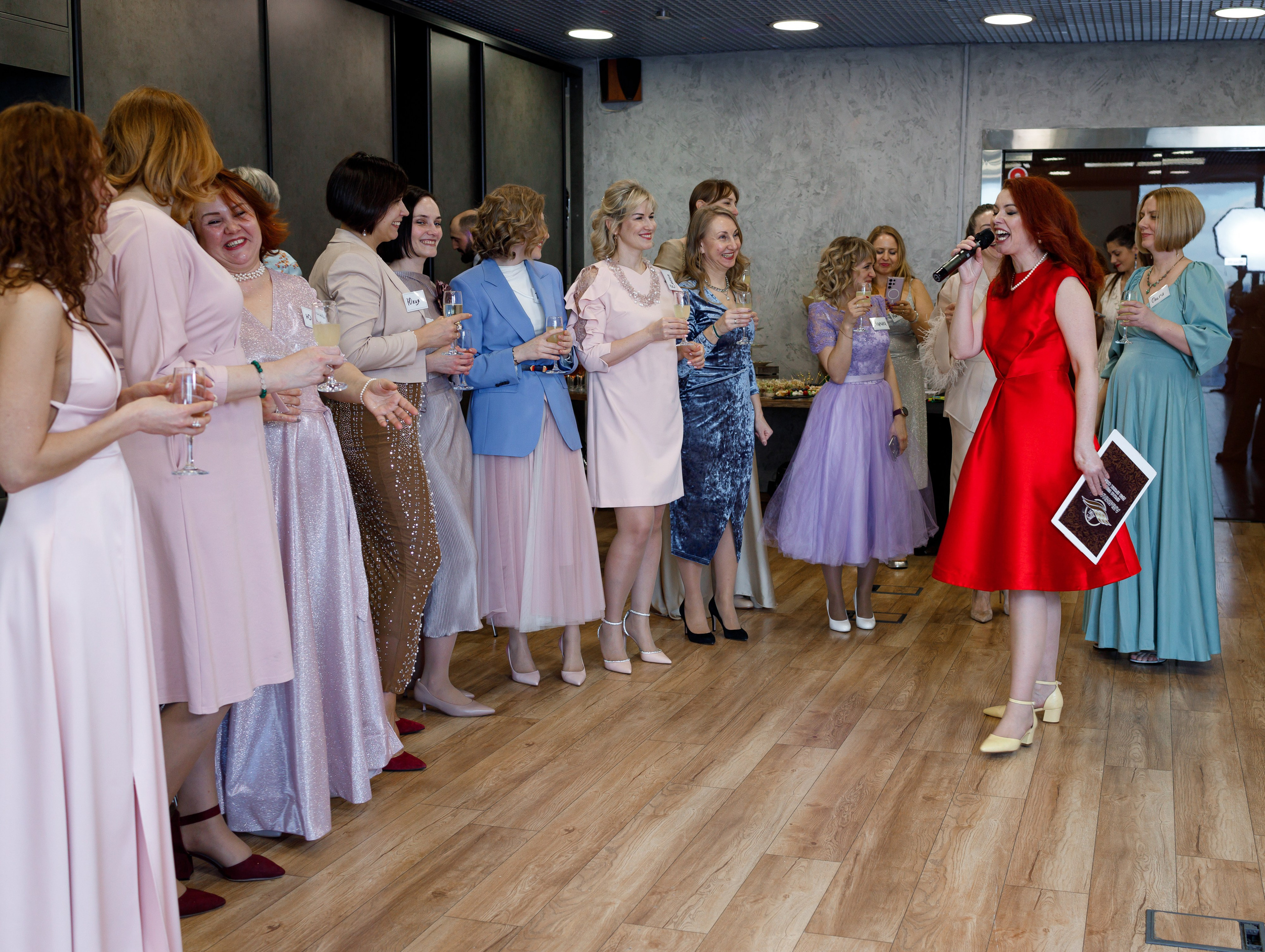 Репортажное фото праздника. Репортажный и портретный фотограф в Москве Саханцева Анна