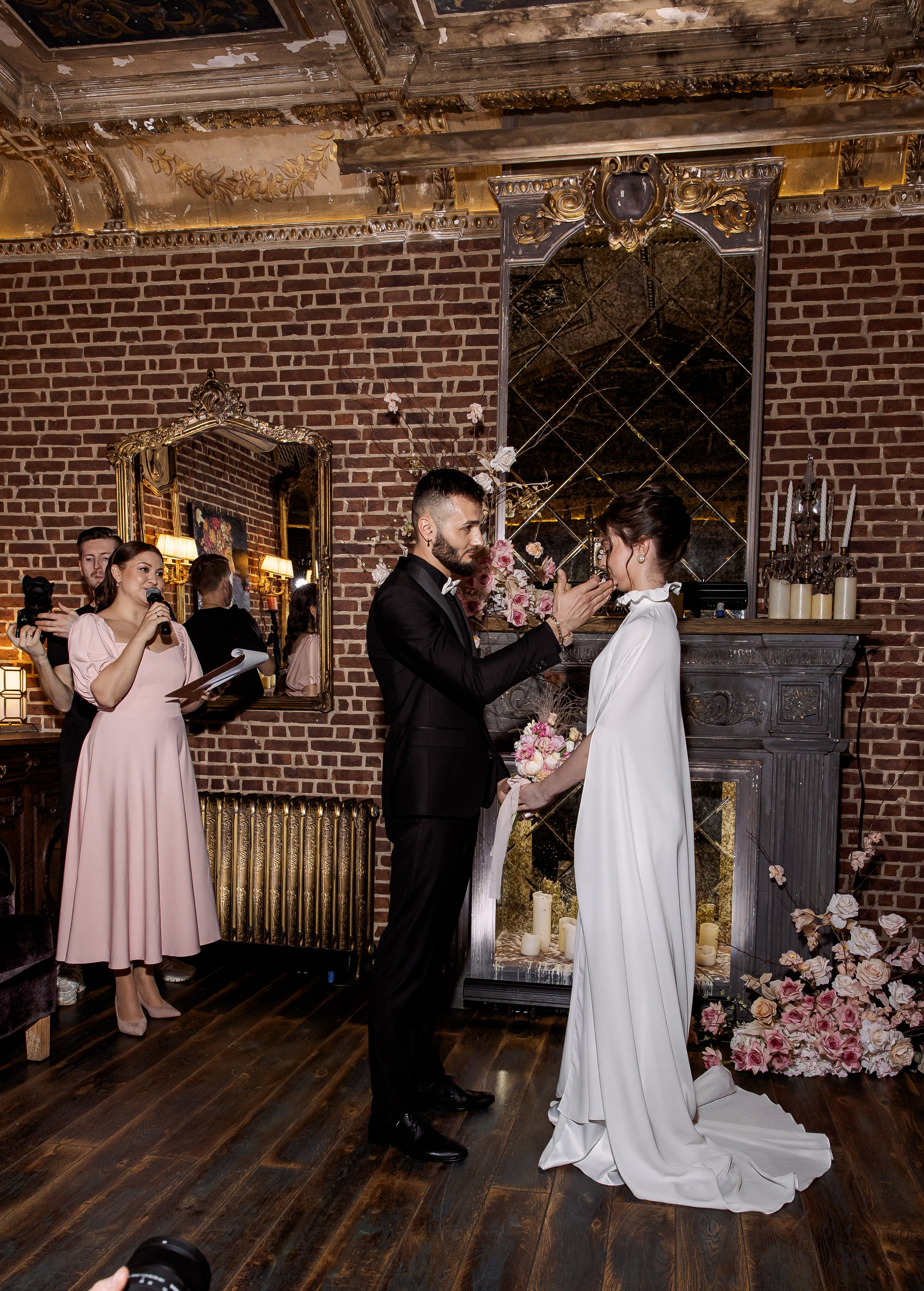 Свадебная выставка. Свадебный и семейный фотограф в Челябинске Юлия Ишимова