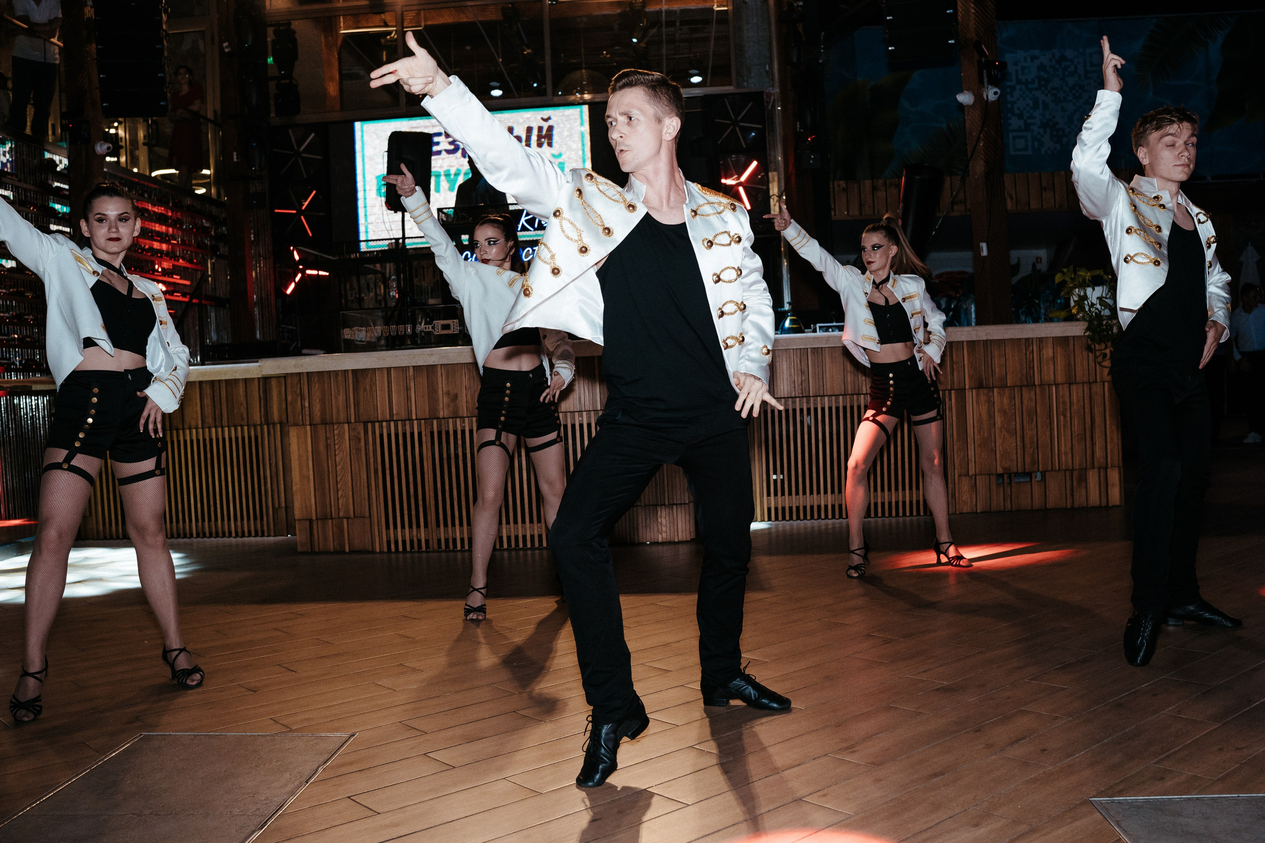 Выпускной «Ribiza». Свадебный фотограф в Симферополе