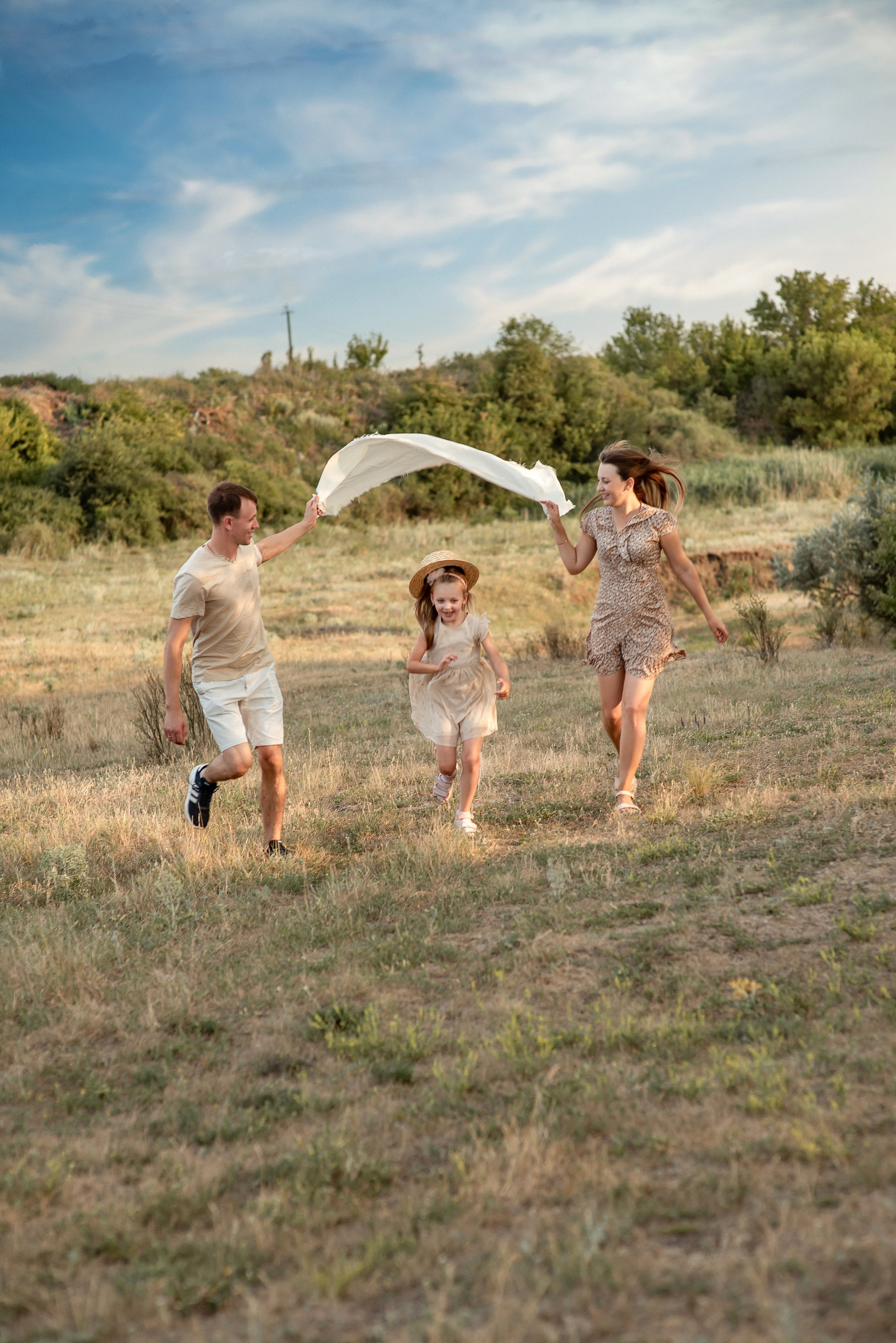 Семейная съемка на поляне 07.2024. Семейный и детский фотограф Наталья Горда