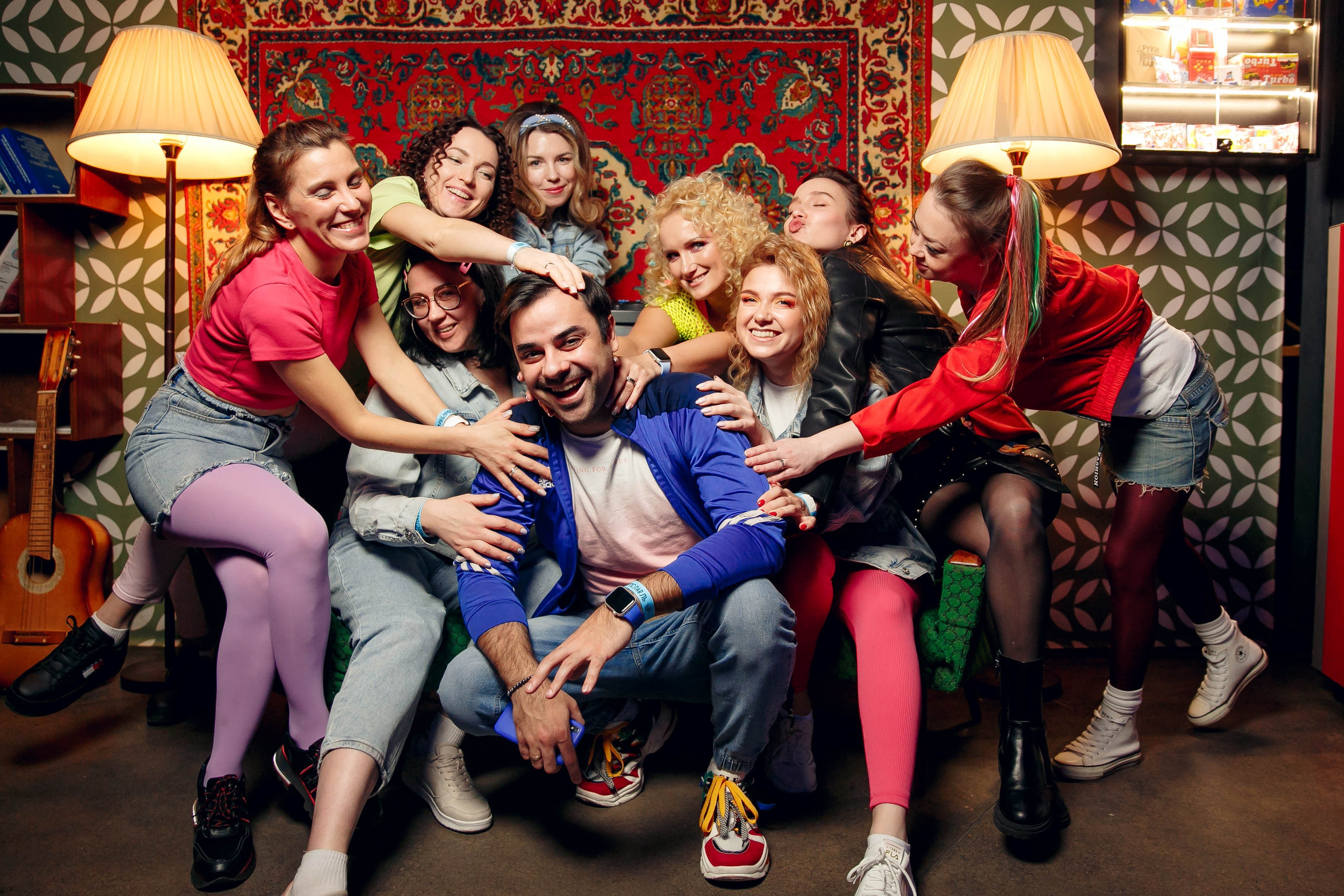 Фотосессия в стиле «90-е». Ваш репортажный фотограф Артемий Антонов