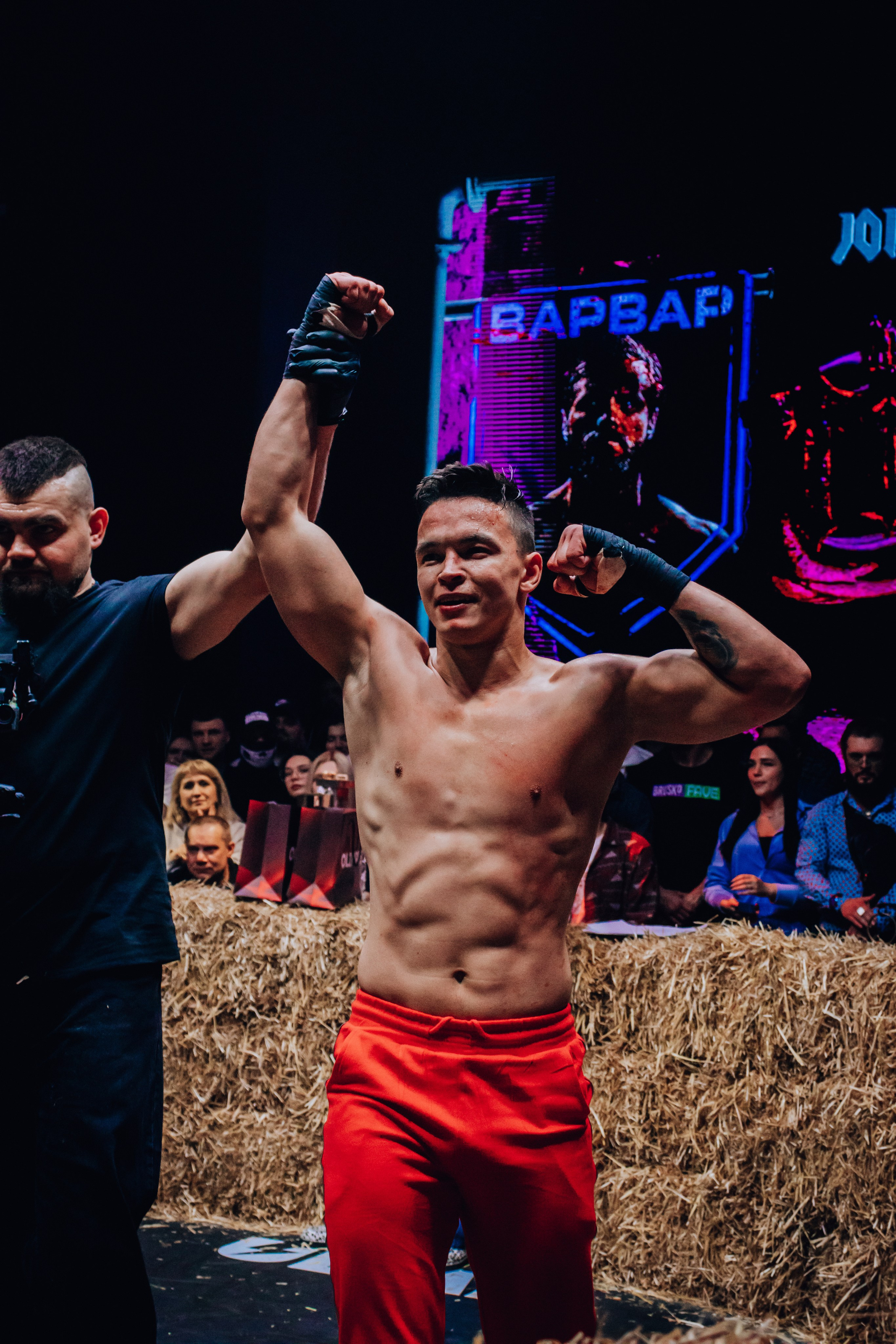 Кулачные бои TopDog. Анастасия Тен