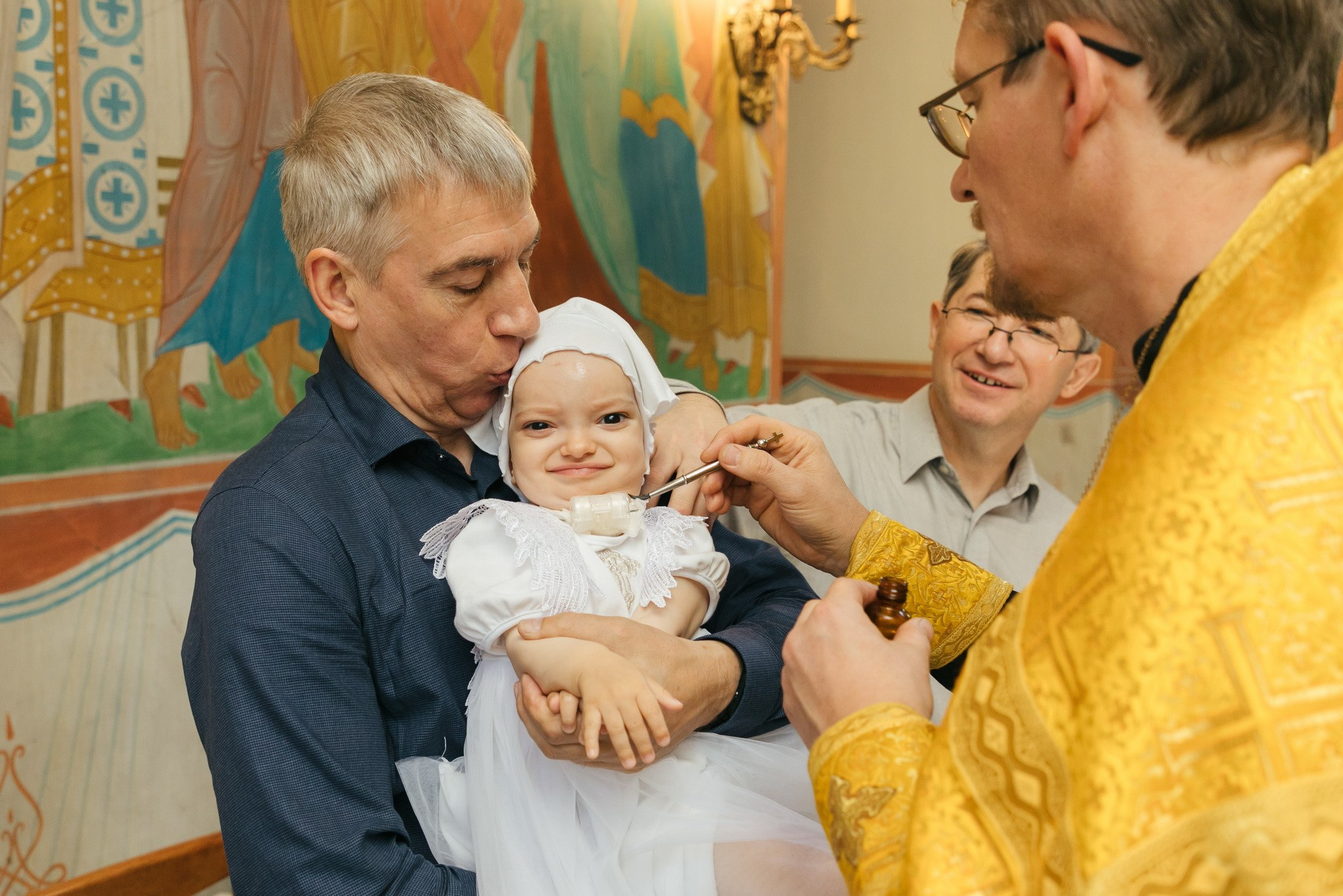 Крещение Храм Покрова Пресвятой Богородицы Политех. Фотограф на крещение в Санкт Петербурге