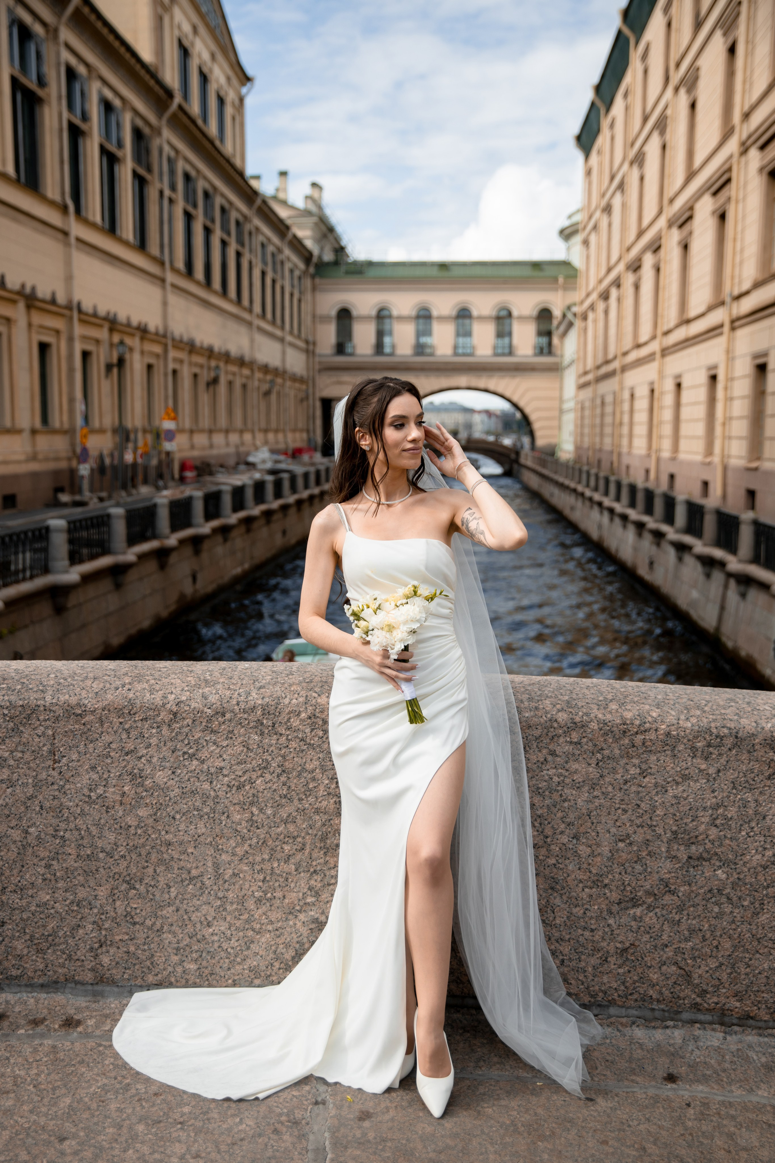 Анна и Александр / Прогулка + ЗАГС. Свадебный и семейный фотограф в Москве Диана Левченко