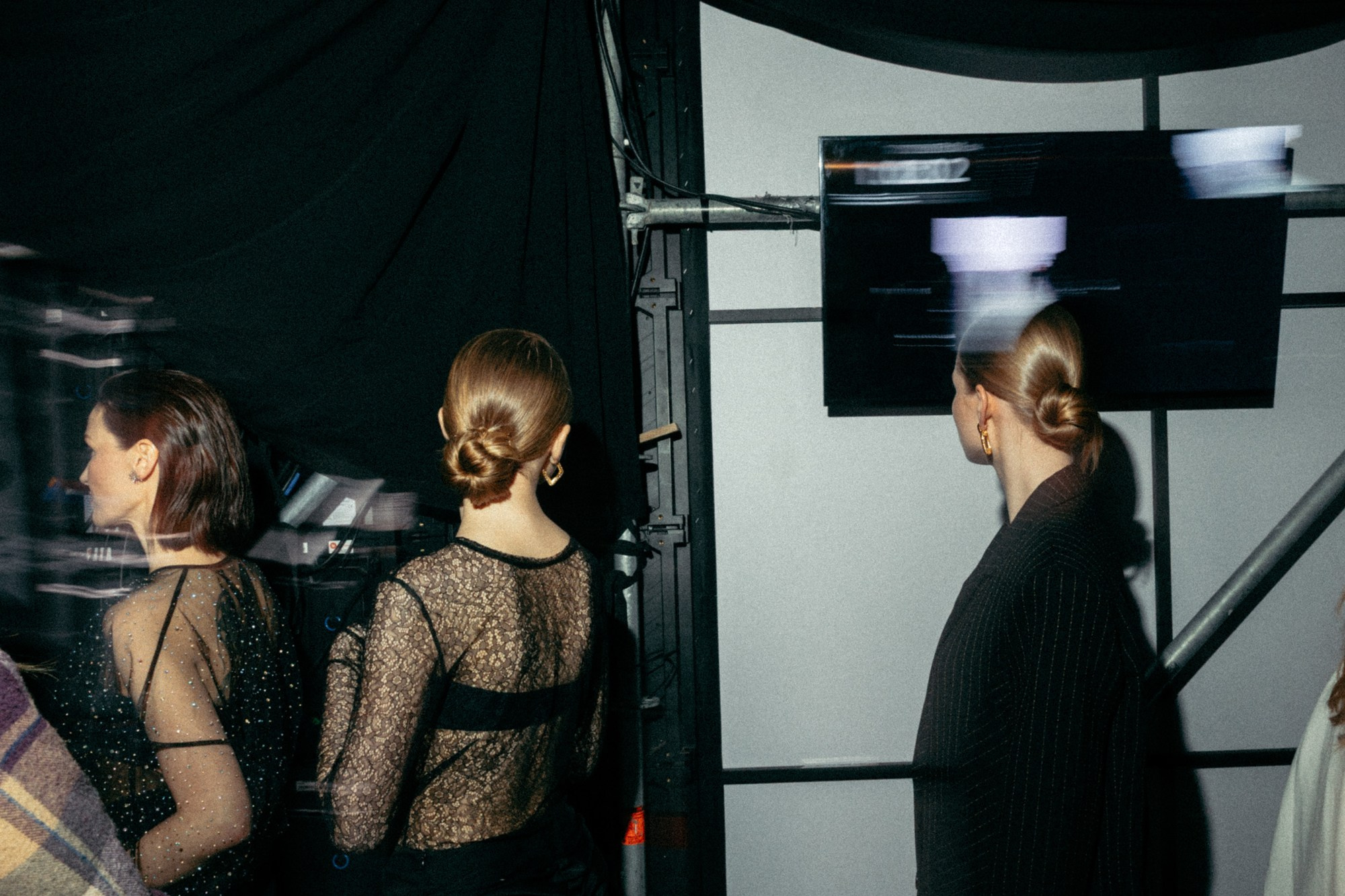 Где мода снимает маски. Backstage недели моды в Москве. Татьяна Фомичева. Репортажный и светский фотограф в Москве