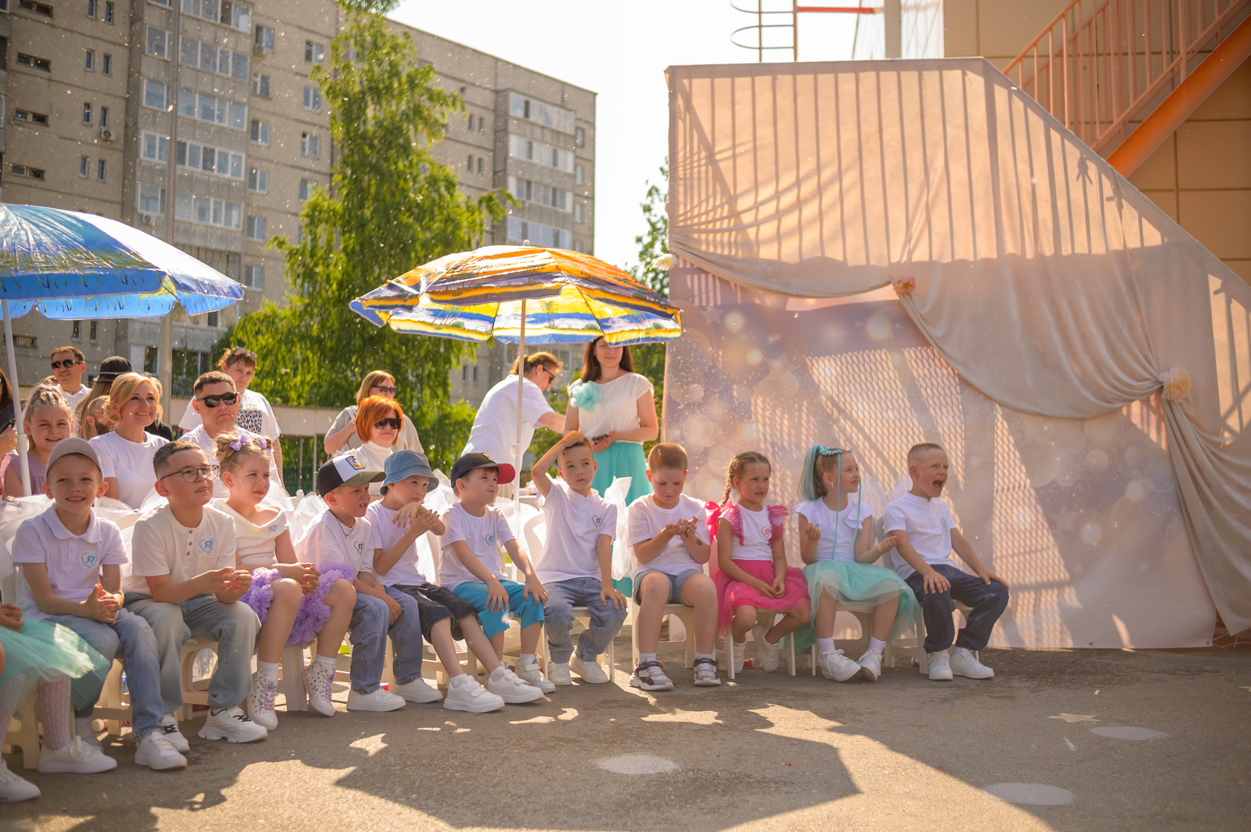Репортаж выпускного группа «Фантазёры» 3 садик. Фотограф новорожденных, семейный детский в Тюмени Татьяна Морозова