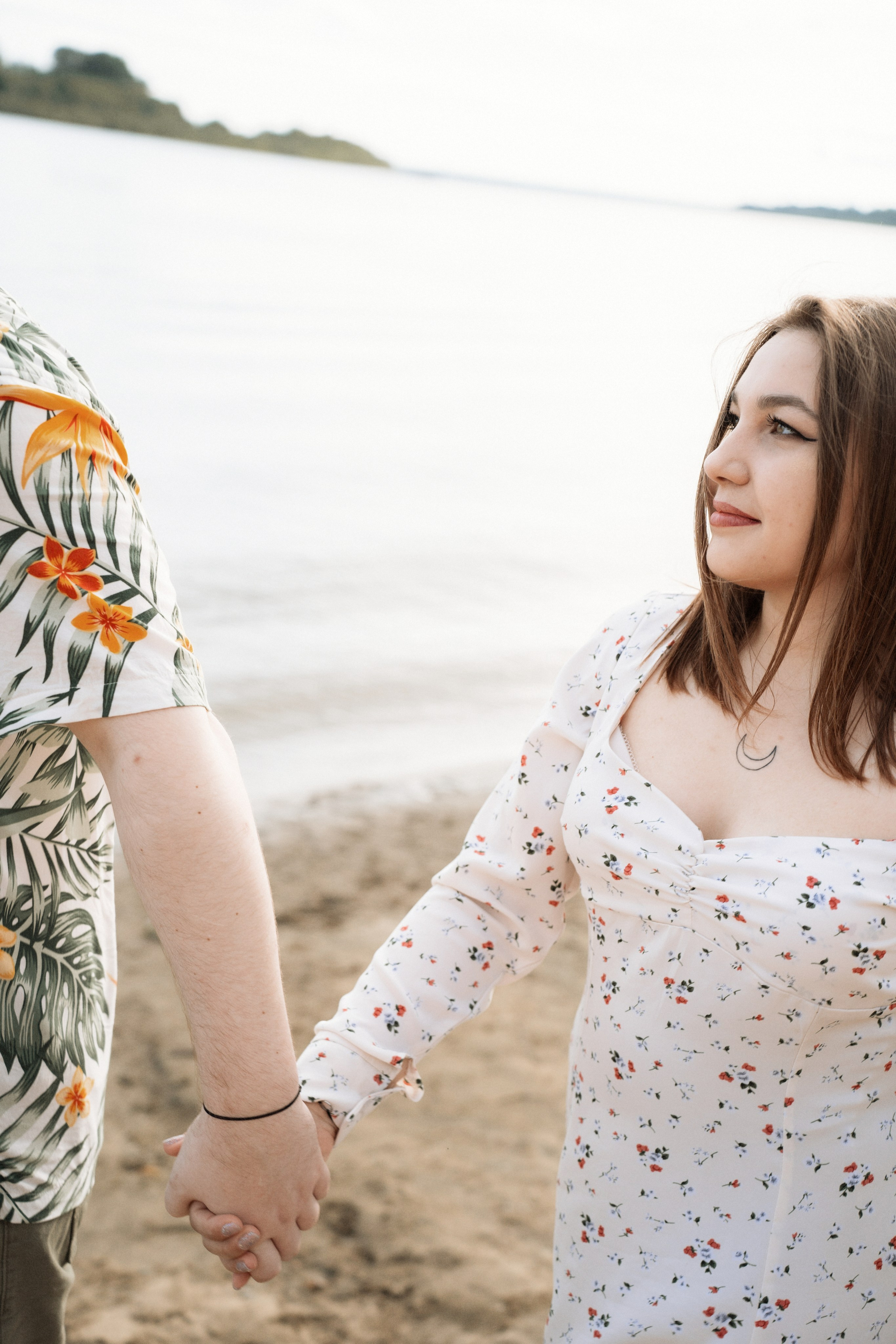 Алена и Максим. Фотосессия на реке. Яна Орехова. Фотограф в Томске