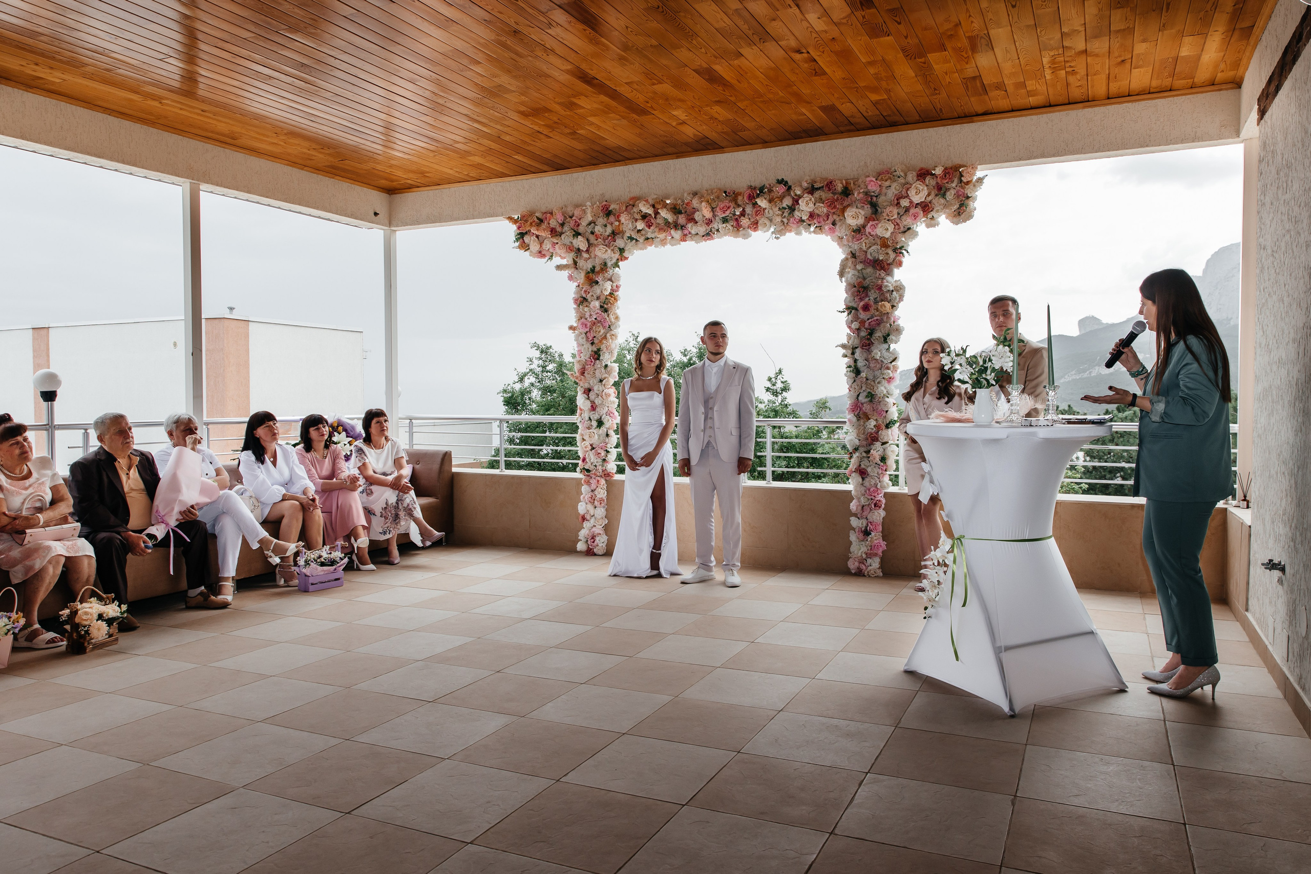 Весенняя Гаспра, Вилла Танго. Анонс свадьбы Максима и Дианы. Свадебный фотограф в Крыму и Севастополе Ольга Баскакова