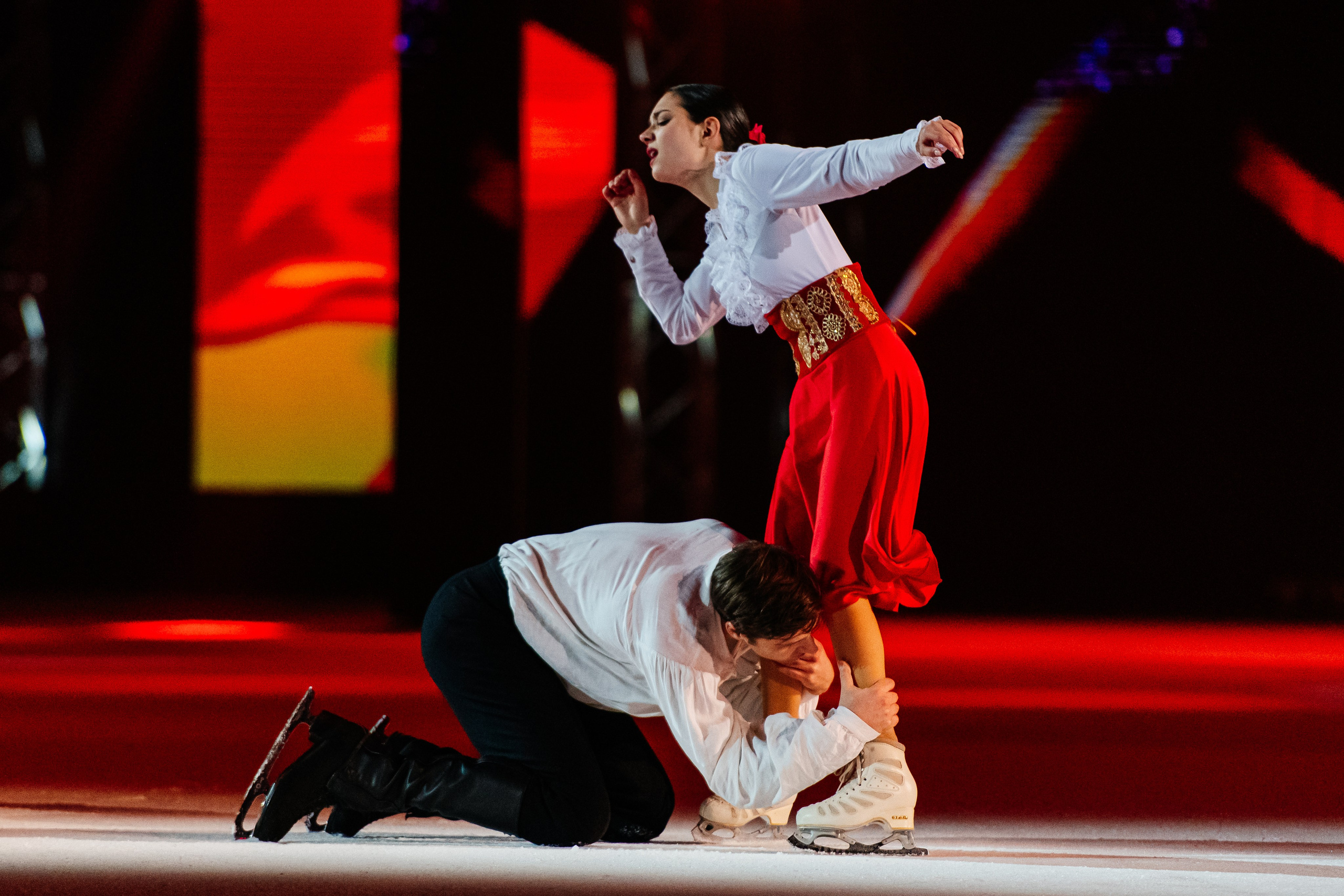 ШОУ Ильи АВЕРБУХА. ДИНА МИХНЕВА спортивный фотограф Москва