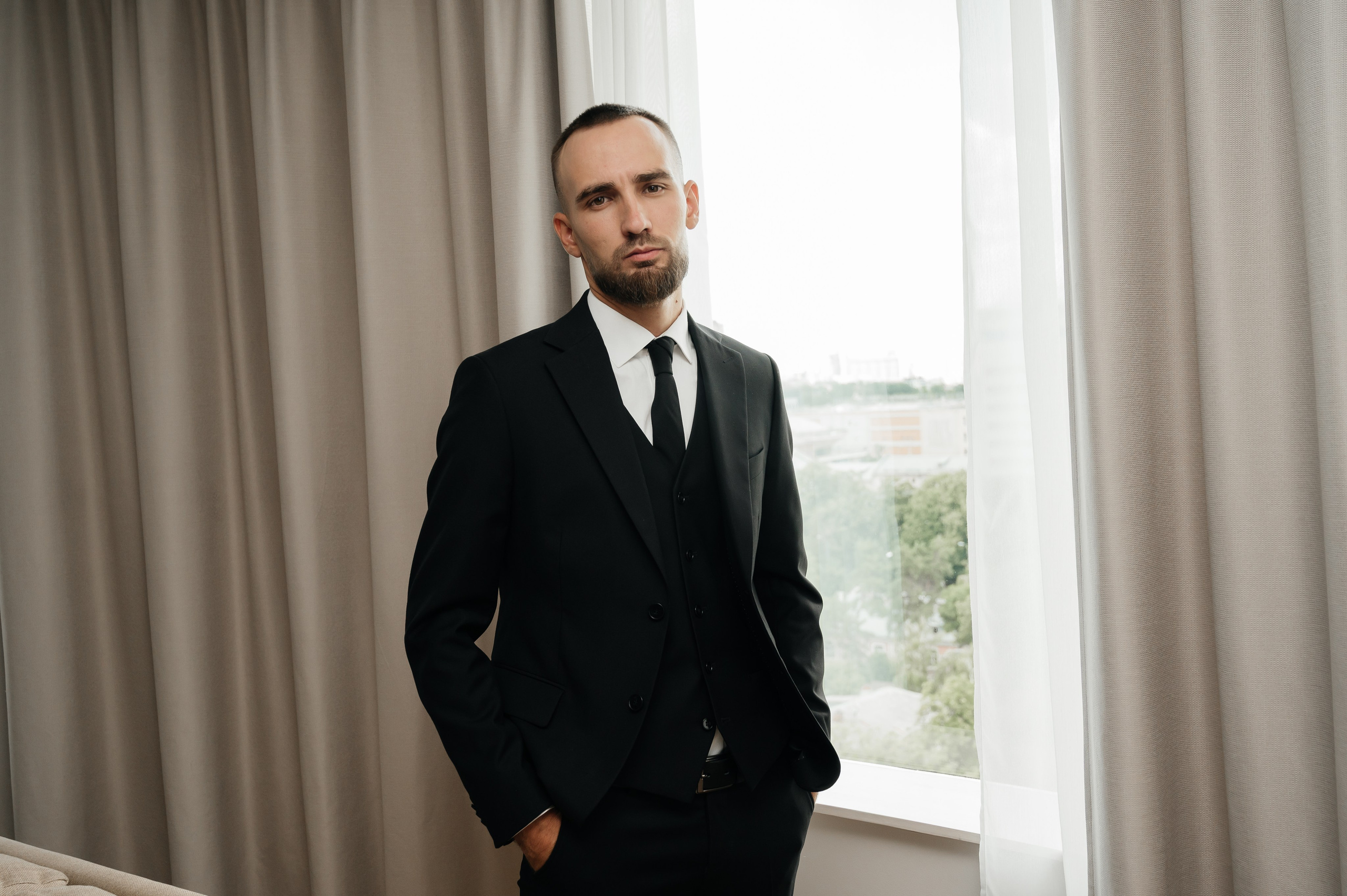 Свадьба (утро в отеле). Свадебный и семейный фотограф в Краснодаре Алина Мельник