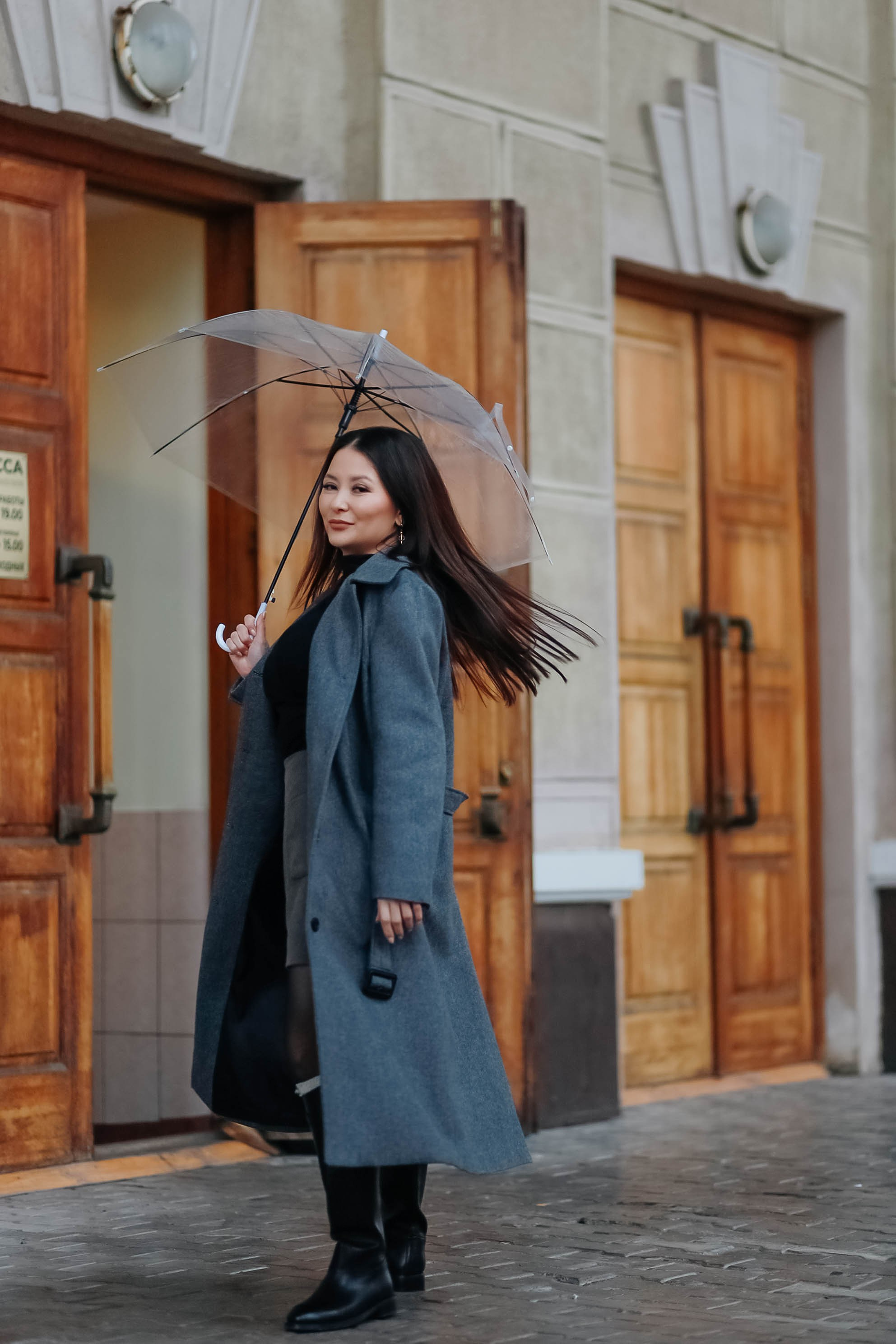Альмира прогулочная фотосессия. Женский фотограф в Оренбурге Ирина Заводчикова