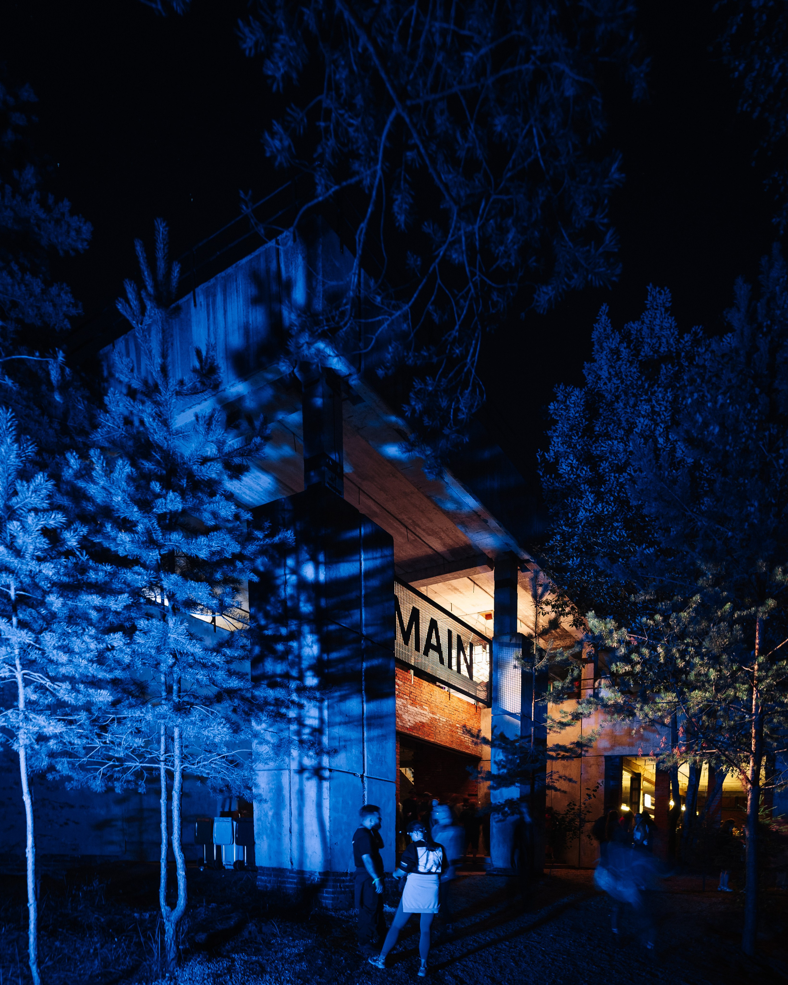 Outline 2024. @tomrus: Рустам Шагиморданов — фотограф