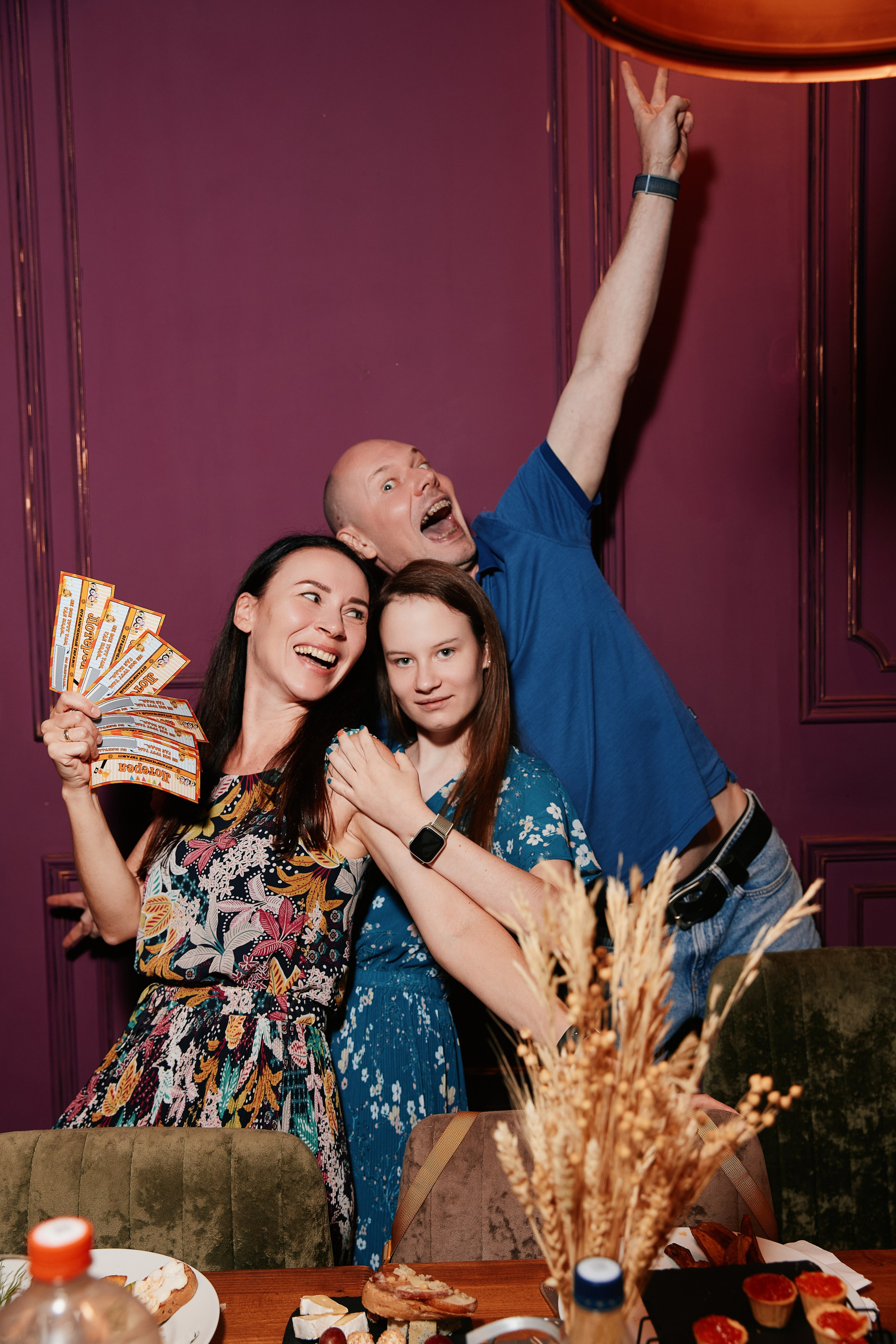 HOLIDAY IN AVRORA ROOM 10.08. Свадебный репортажный фотограф краснодар максим дремов дрёмов фотосессия студия цена