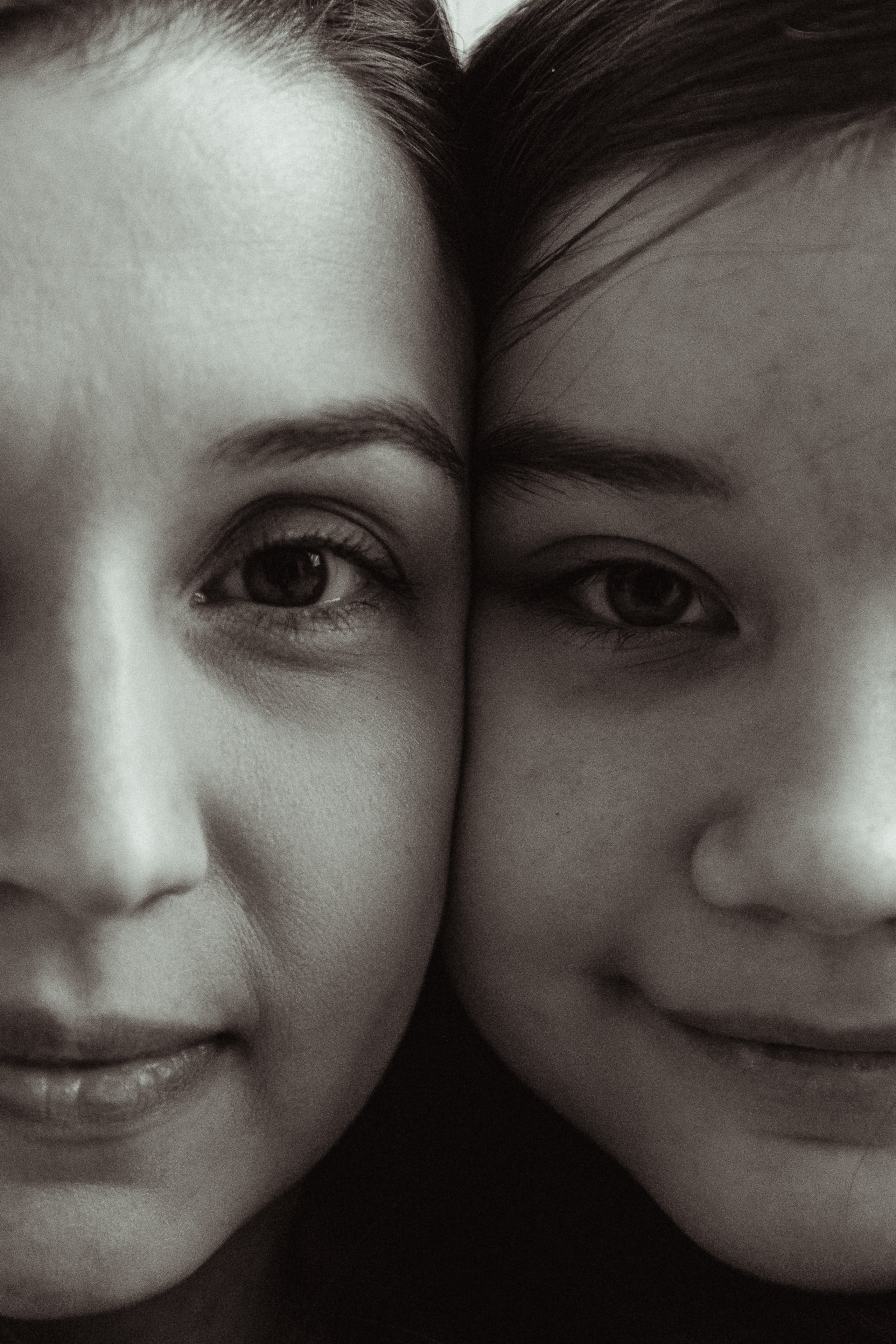 Семейная история в минималистичной студии. Портретный и семейный фотограф в Санкт-Петербурге Чугунова Анастасия