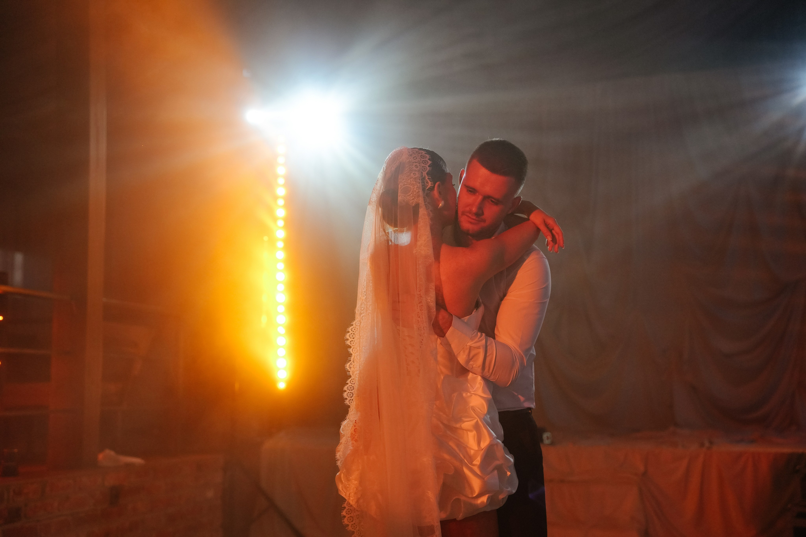 Ты — моя вселенная. Свадебный фотограф в Оренбурге