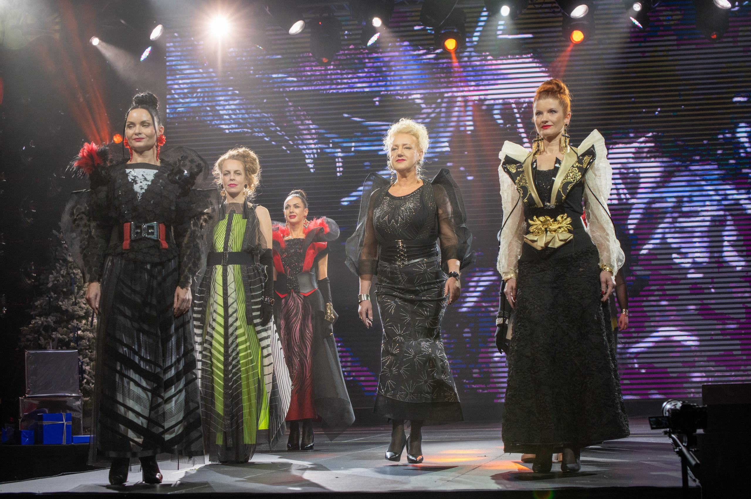 Большая новогодняя тусовка. Фотоуслуги, услуги фотографа, фотографирование важных событий