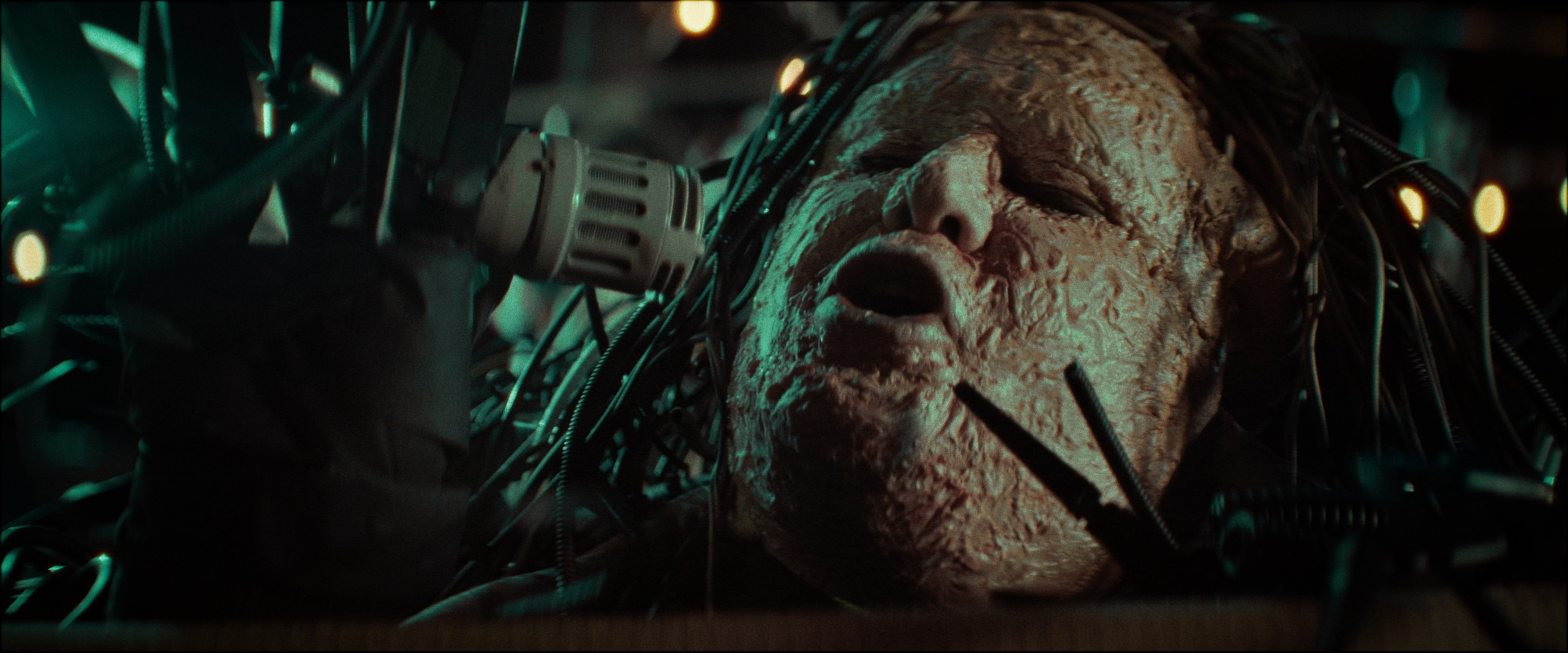 Музыкальной видео Дрен из винений. Цветокоррекция кино, рекламы и клипов. В Алматы и по всему миру. Юрий Косяков