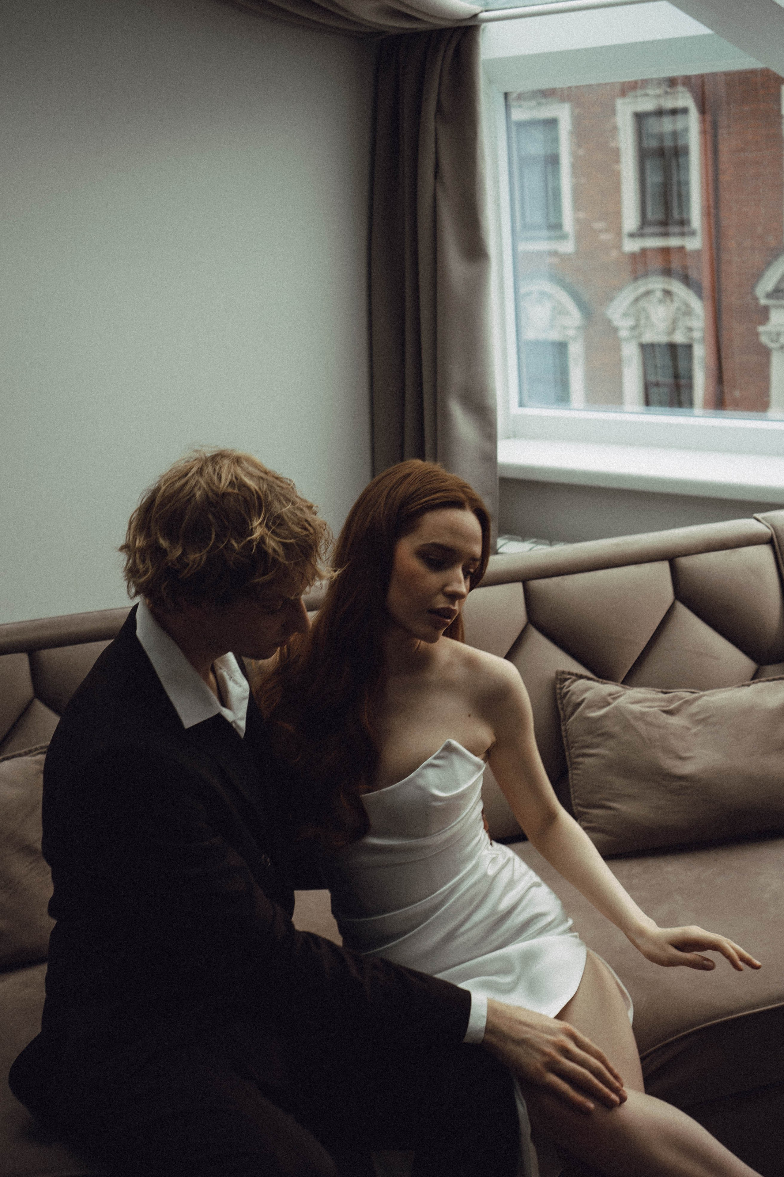 СВАДЕБНАЯ СЬЕМКА В ОТЕЛЕ. СБОРЫ ЖЕНИХА И НЕВЕСТЫ И ТАКЖЕ ТОР И ПОДГОТОВКА К ПРОГУЛКЕ. Профессиональный фотограф, Санкт-Петербург — Виктория Богомолова