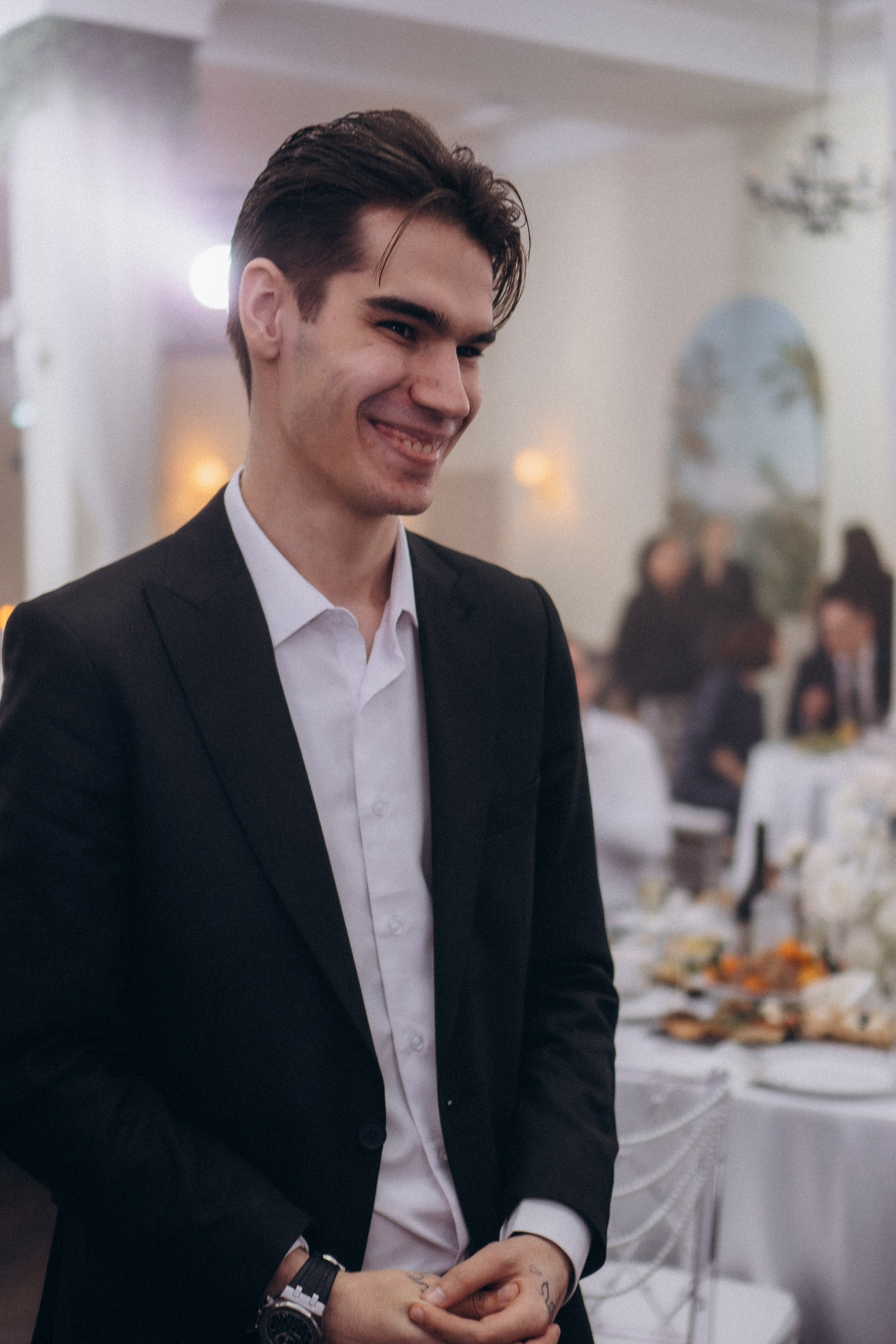 СВАДЕБНАЯ СЬЕМКА СБОРОВ В ОТЕЛЕ И ВЫЕЗД НА ЦЕРЕМОНИЮ (СНЯТО В СИБИРЕ В НИЖНЕВАРТОВСКЕ). Профессиональный фотограф, Санкт-Петербург — Виктория Богомолова