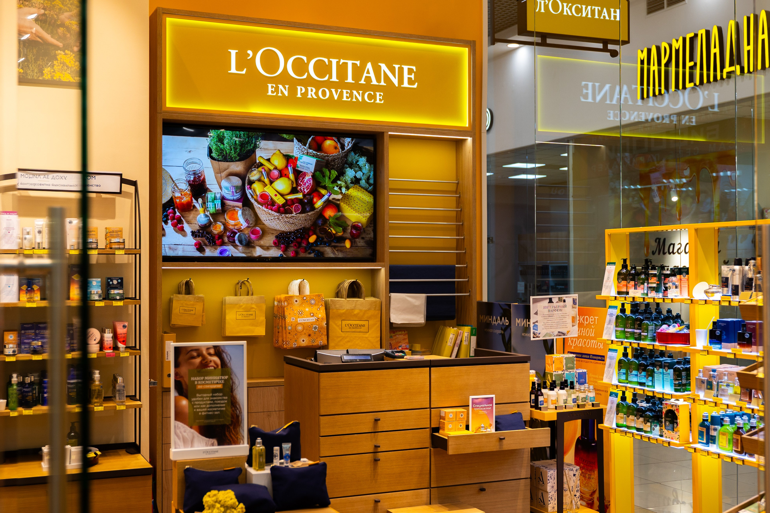 Интерьерная съёмка Торгового квартала. Фотограф/видеограф Богдан Голованов