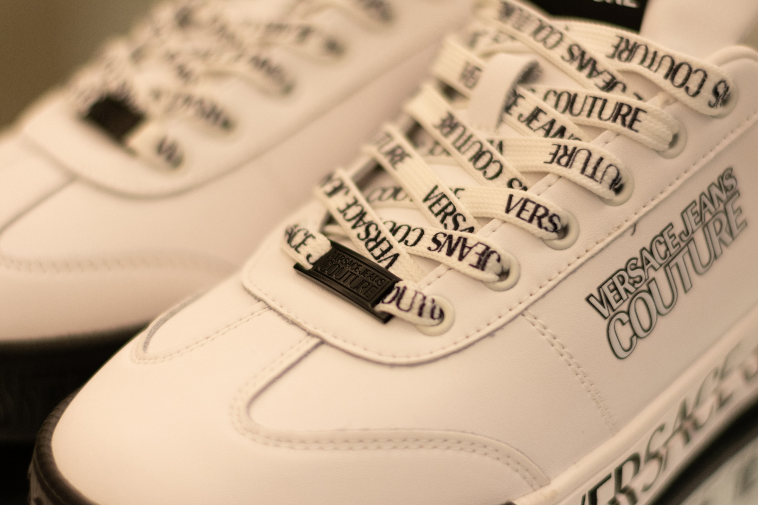 Для организаций. Предметная фотосессия для обувного магазина Capsula. Фотограф/видеограф Богдан Голованов