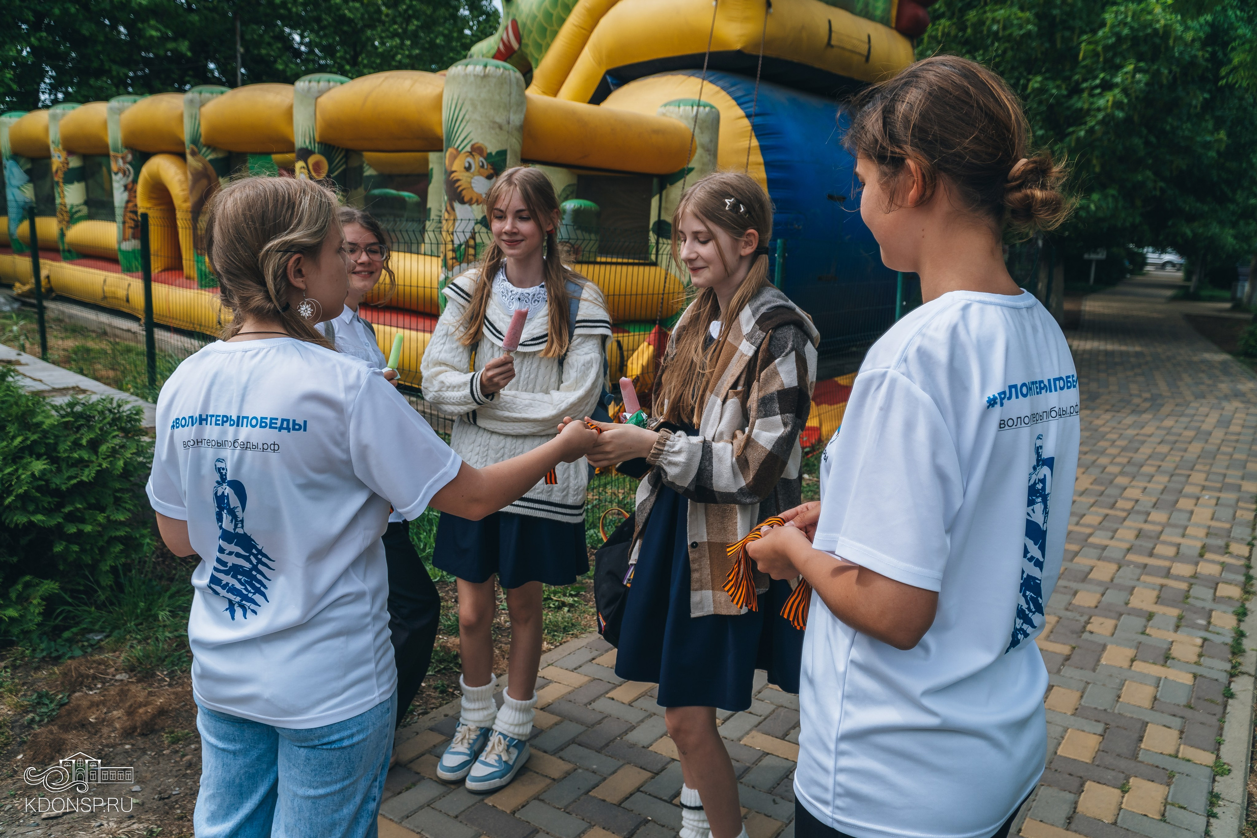 «Георгиевская ленточка». Новотитаровский Дом культуры