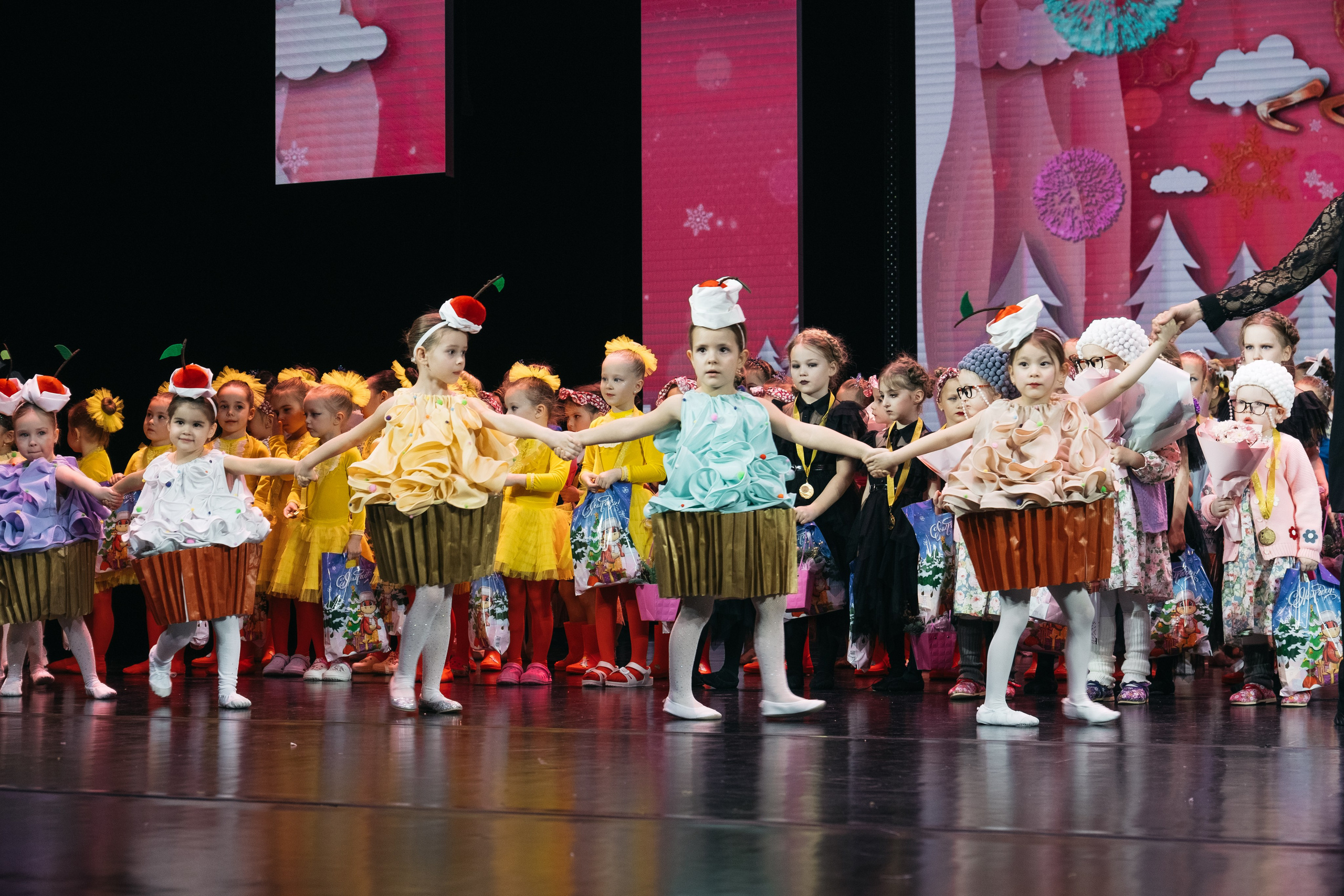 СурГУ 23.12.23. Репортажный и свадебный фотограф в Сургуте