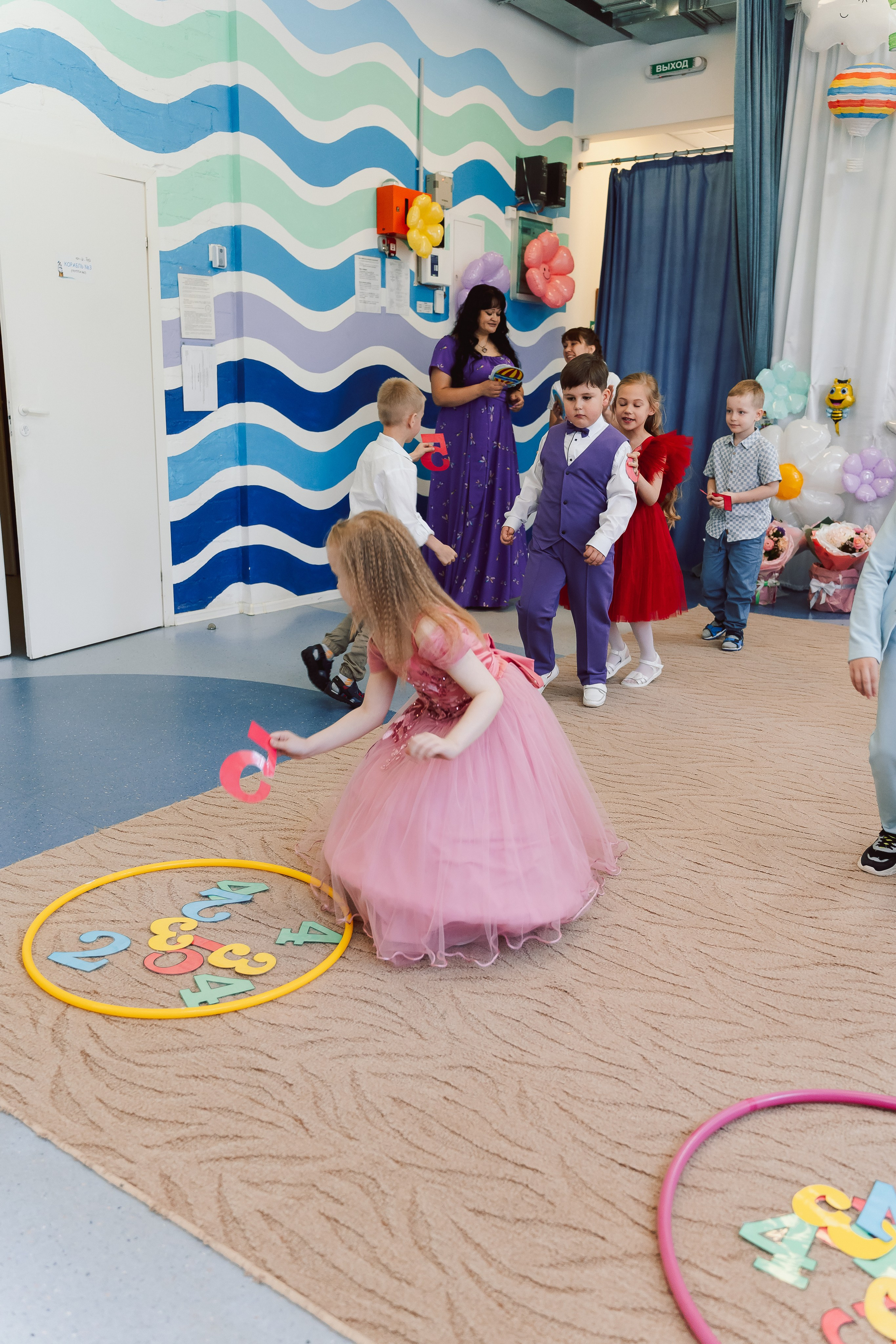 Пример фотосессии выпускного утренника в детском саду. Фотограф для семей и экспертов в г. Воронеж Ирина Круглова