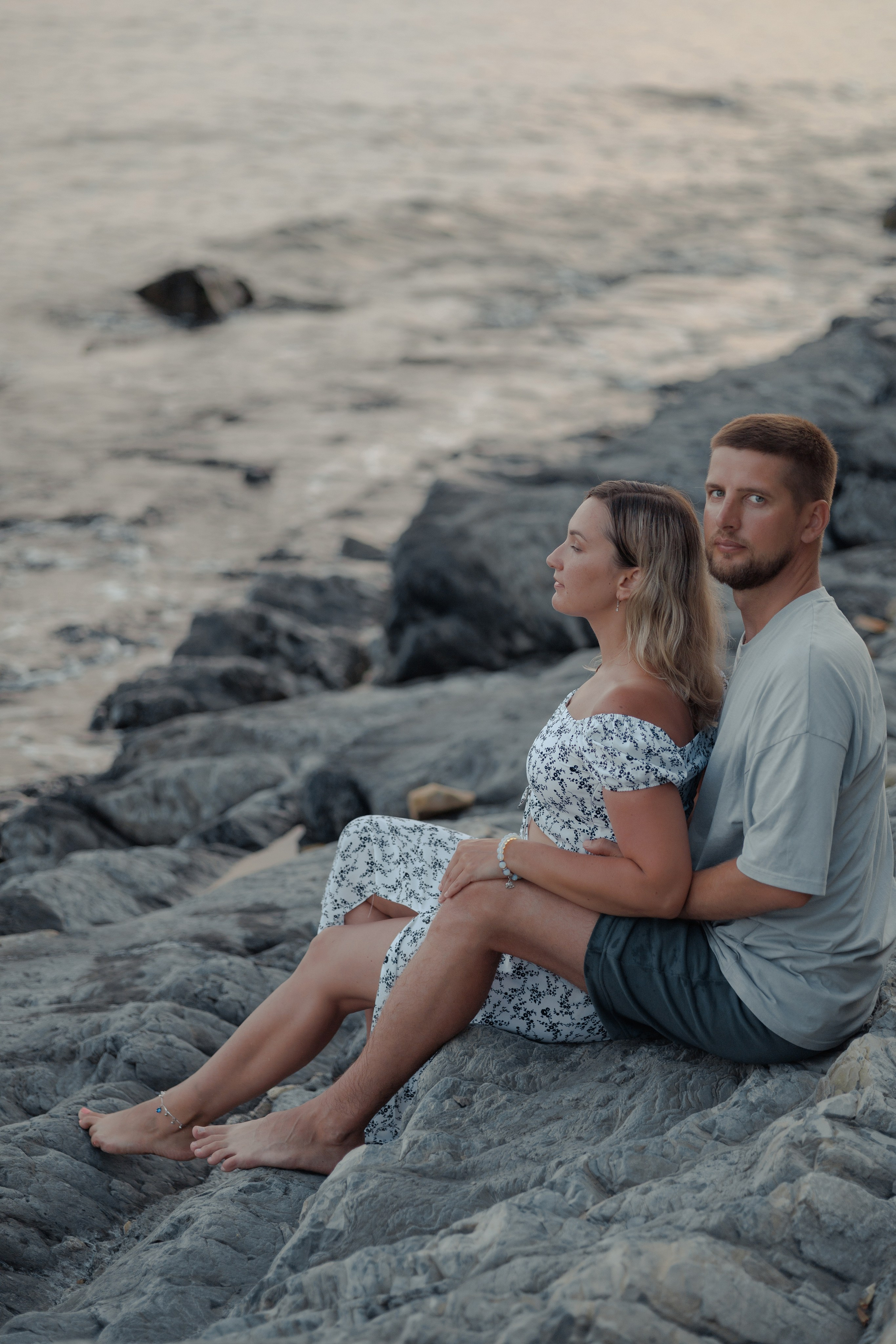 Семейная прогулка на берегу моря. Семейный и портретный фотограф в Геленджике Любовь Бодрова