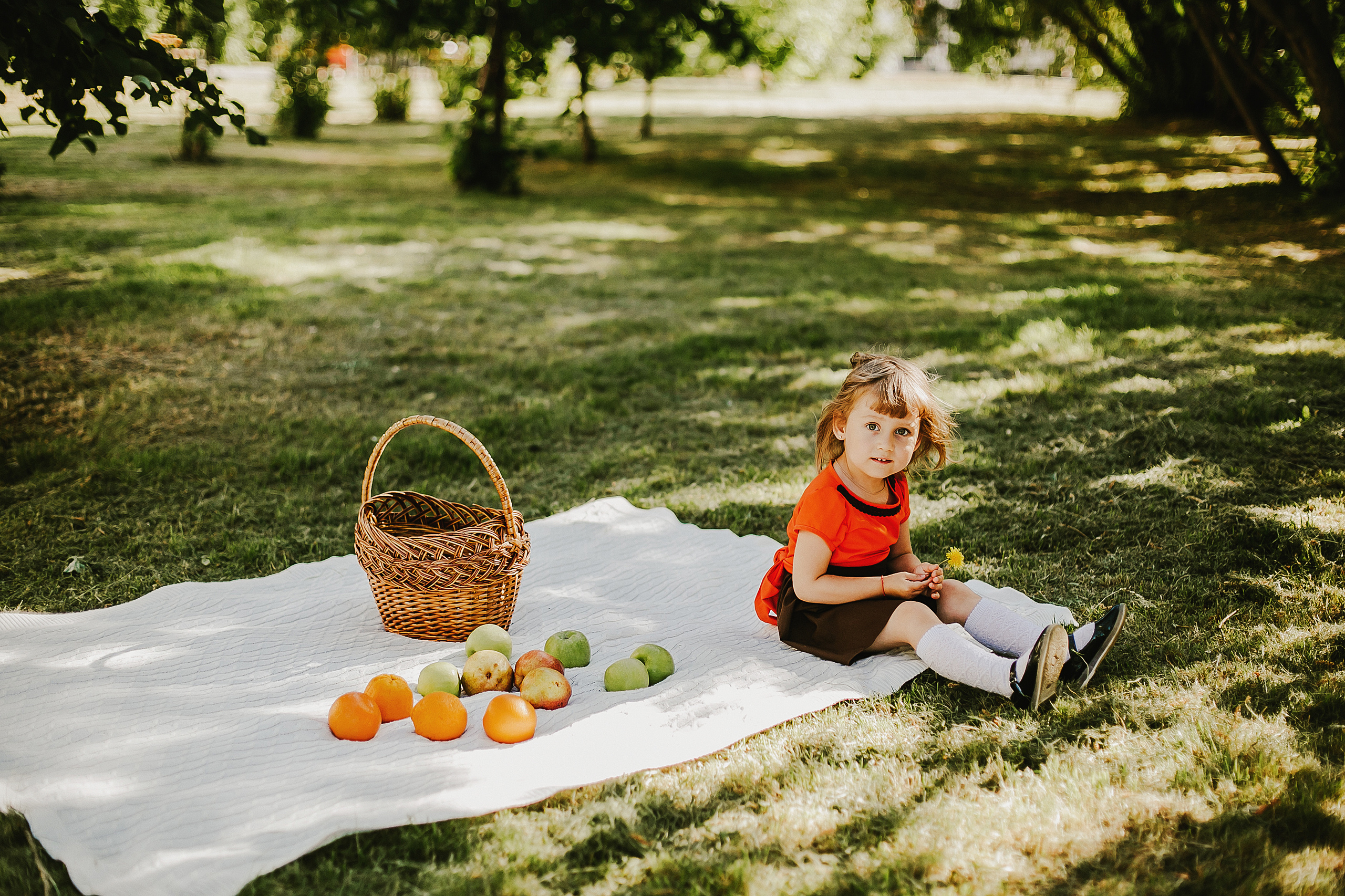 Сонечка и родители. Фотограф Полина Егорова город Тюмень