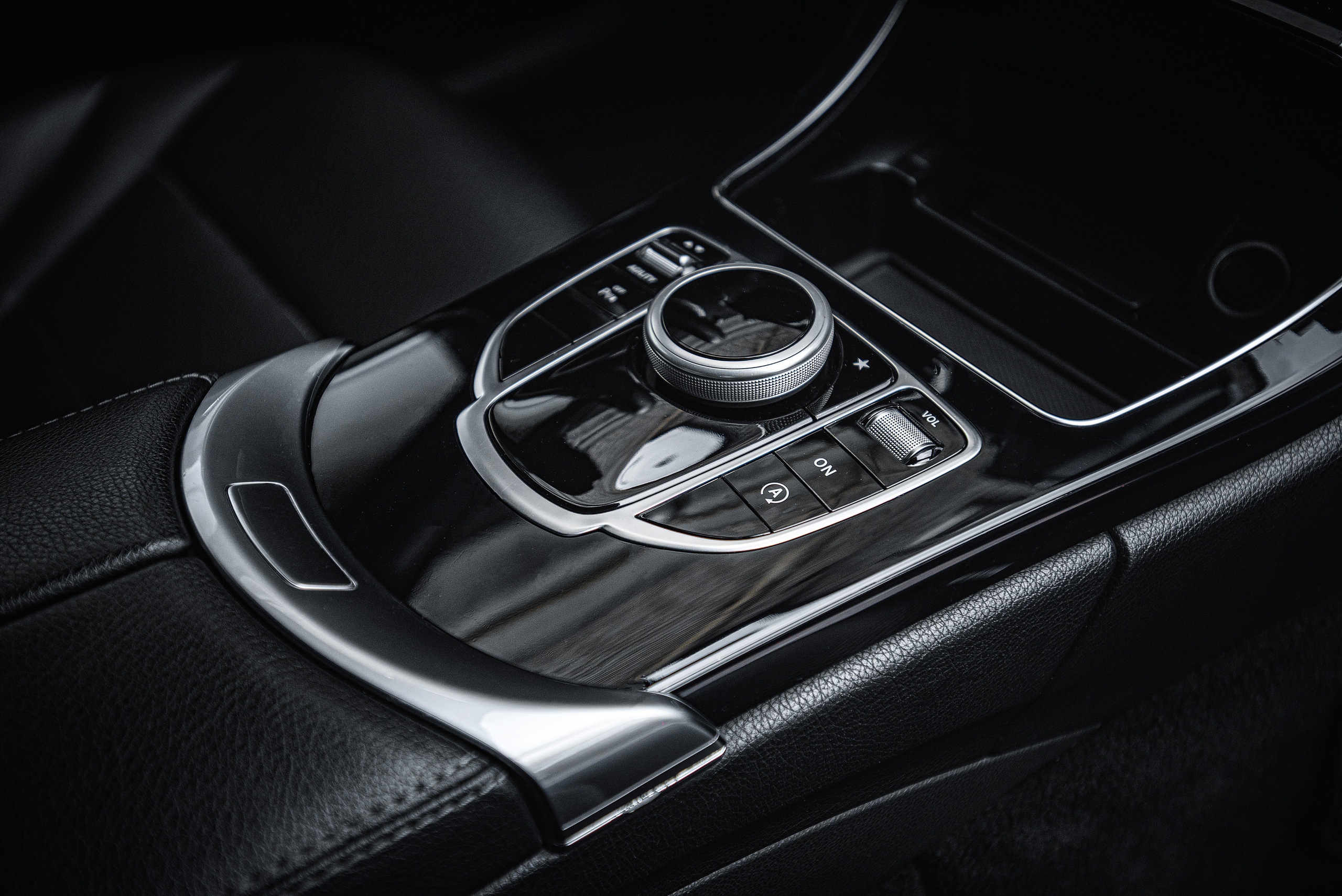 Фотосессия автомобиля фото авто для контента Фотограф Воронеж гулевич Валерий mersedes