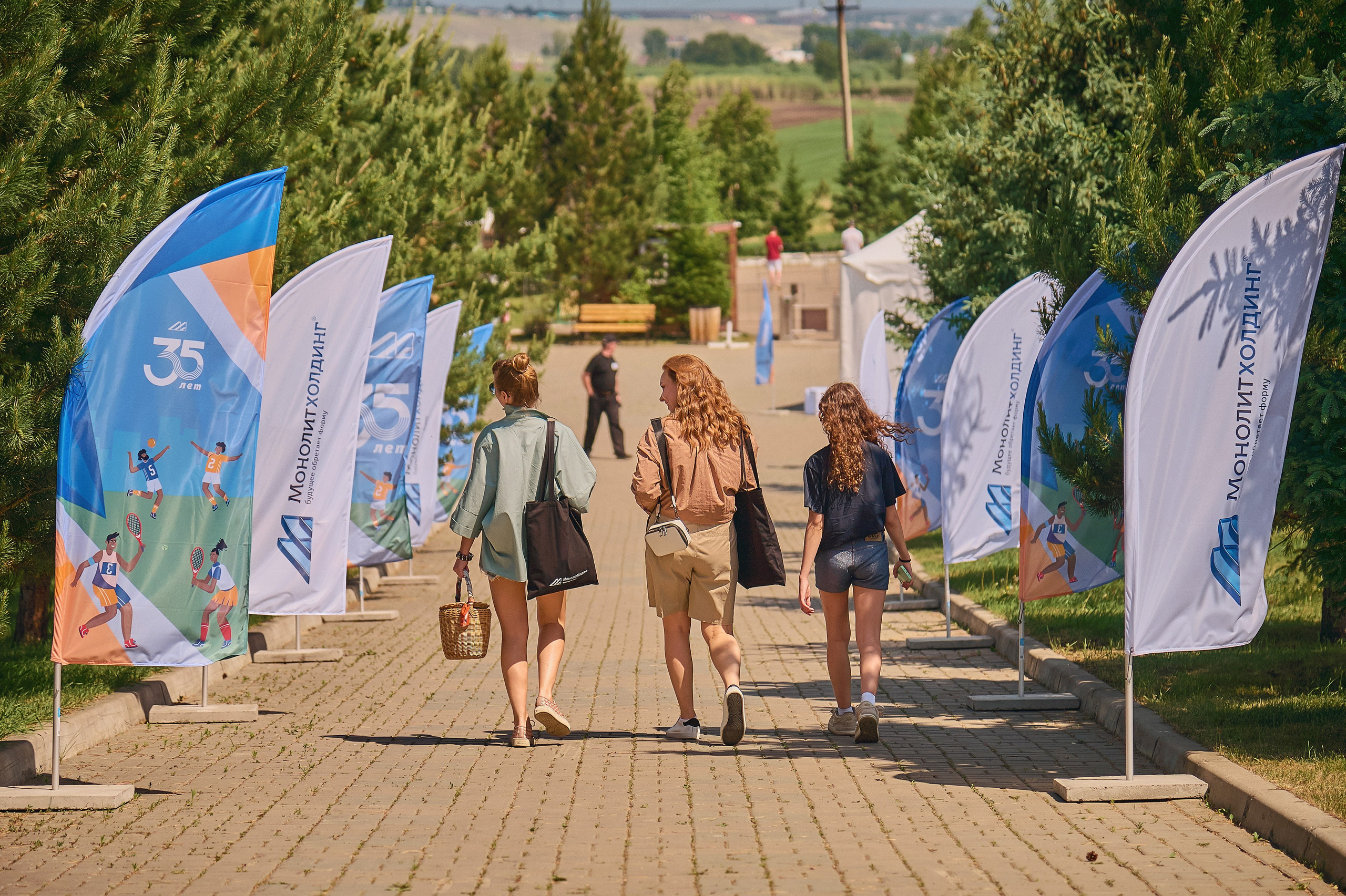 Монолитхолдинг — Емельяновское озеро. Фотограф Яковлев Роман — Красноярск