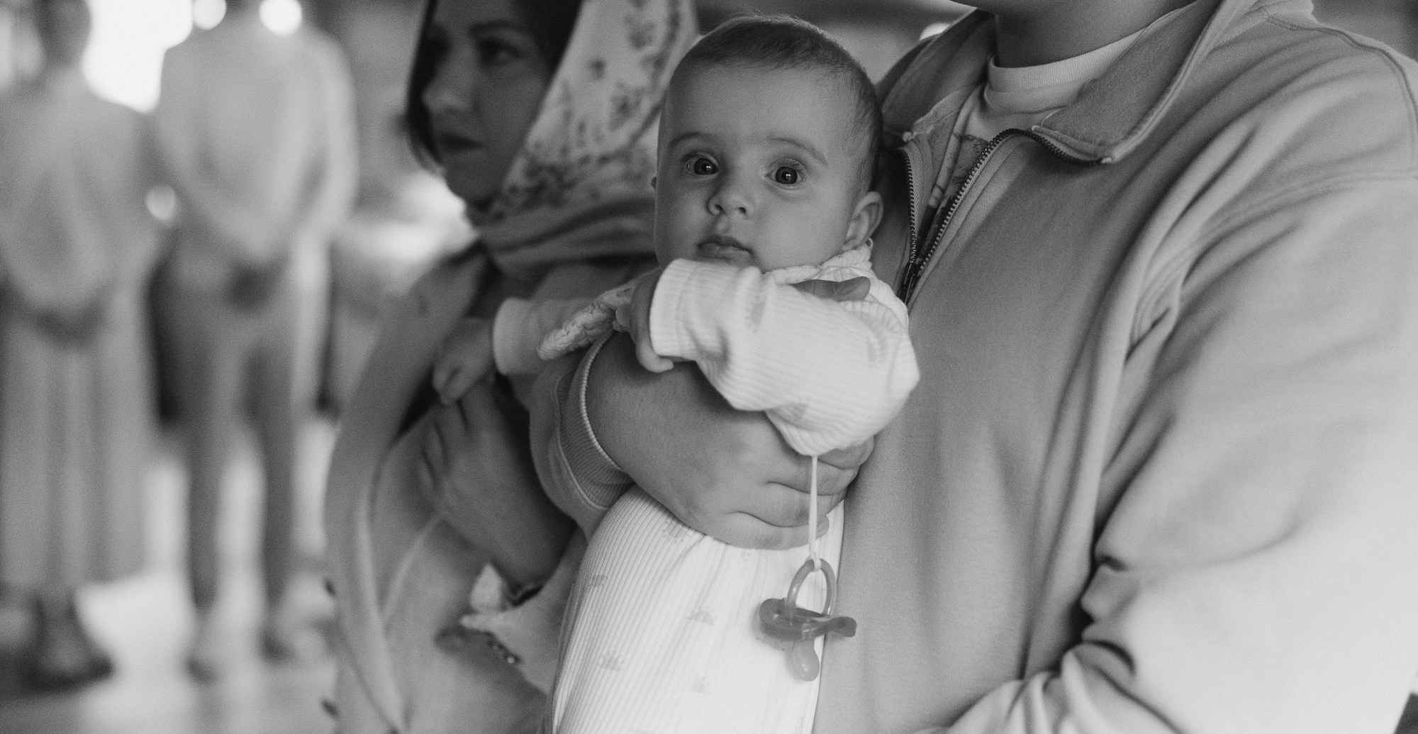 Таинство крещение в Москве. Семейный, ньюборн фотограф, фотограф на роды в Москве, Виктория Тюльдюкова