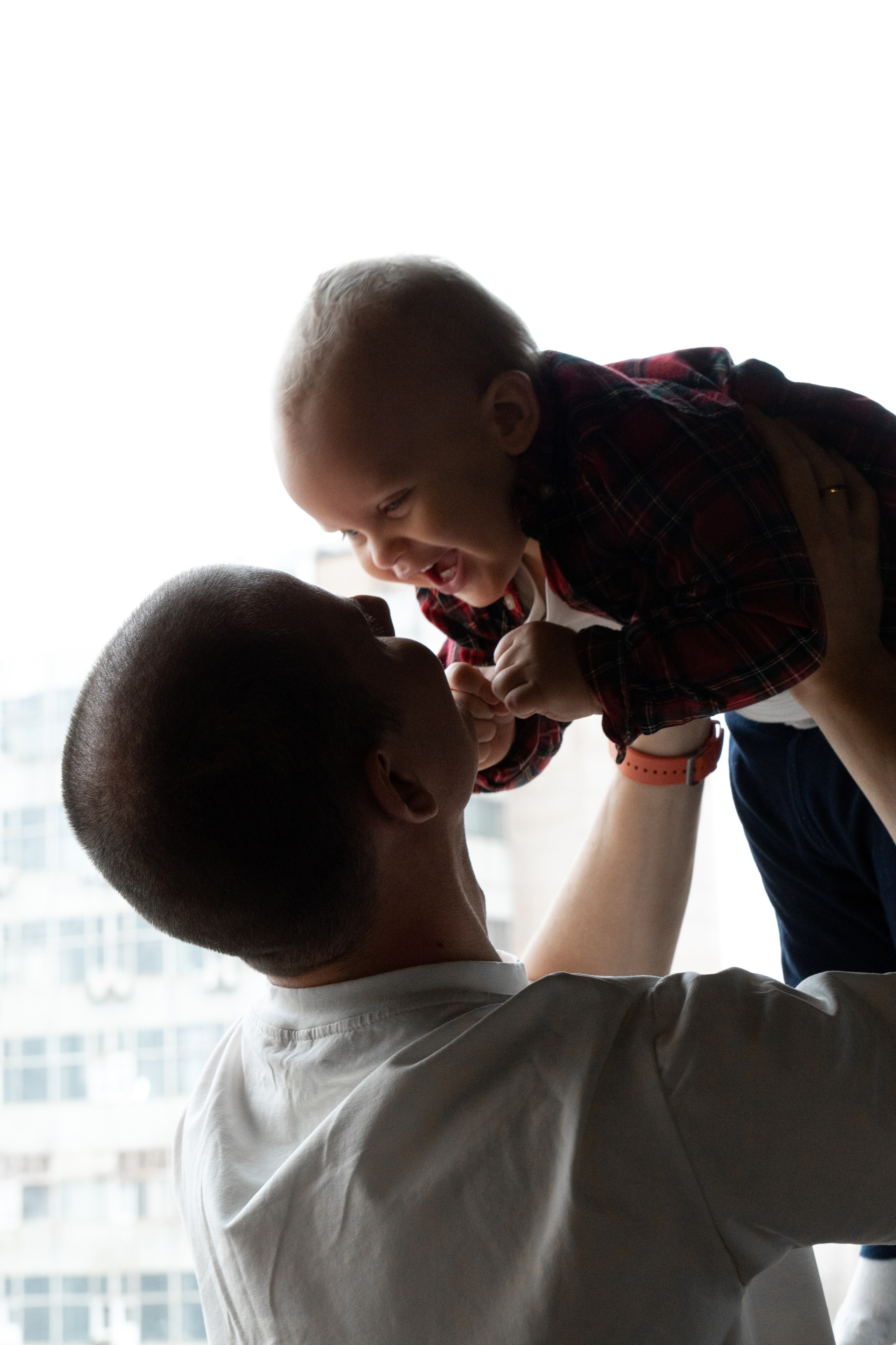 Семейная фотосессия в студии. Фото и видео съёмка в Москве и МО Александр Чапала и Трояк Алеся